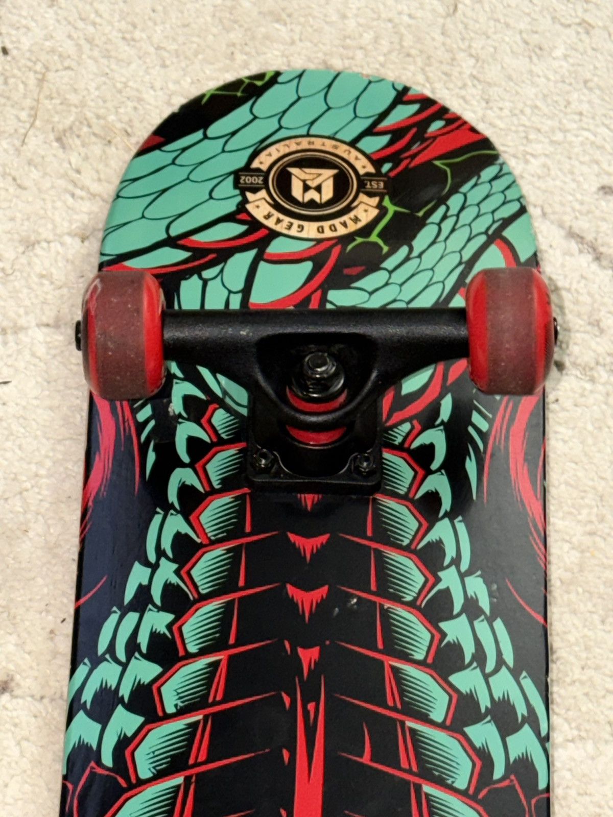 Other Madd Gear Snake Graphic Deck Skateboard Kids Youth Size Size ONE SIZE - 19 Thumbnail