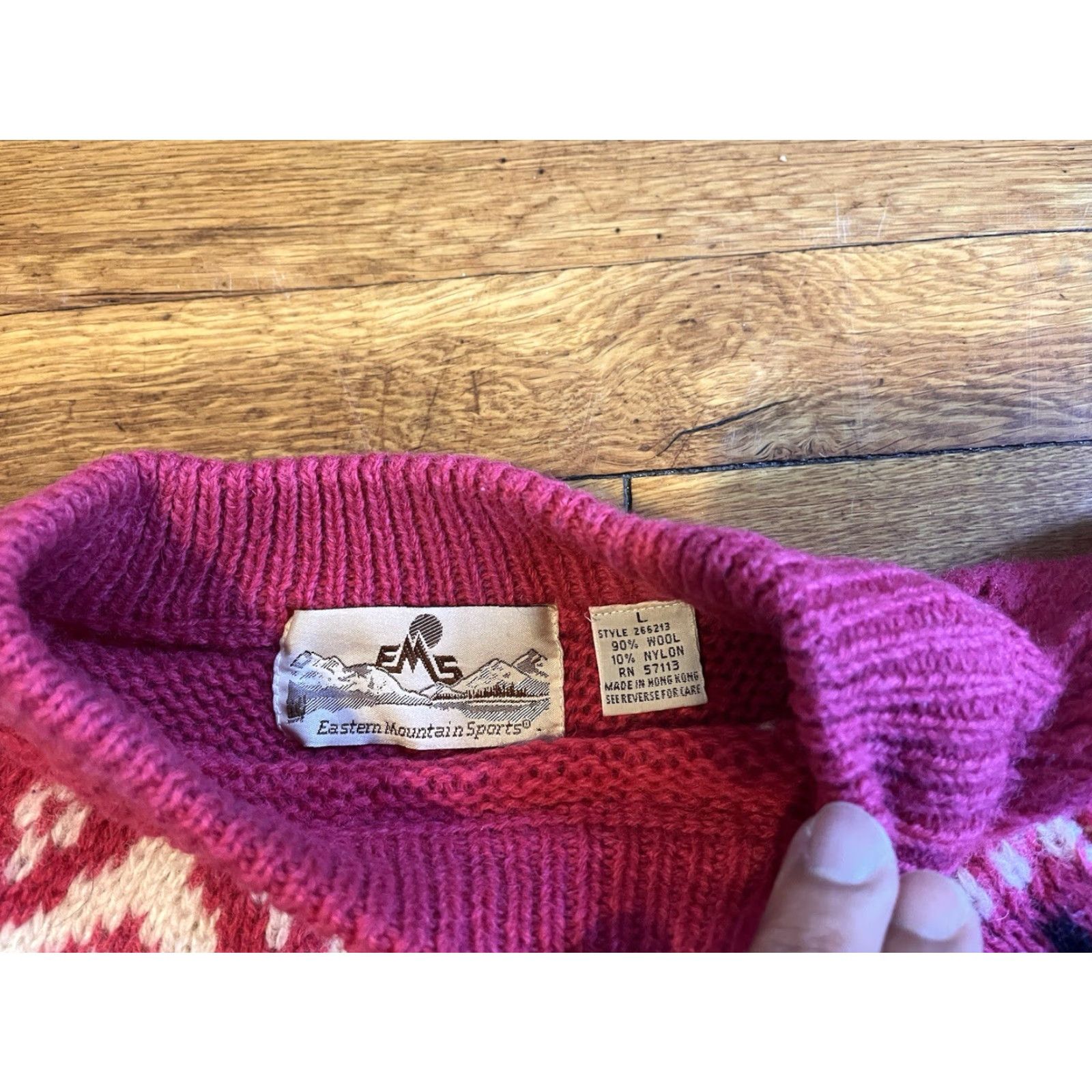 Eastern Mountain Sports VINTAGE EMS SWEATER Women’s Large Pink Purple 90s EASTERN MOUNTAIN SPORTS Crew Neck Knit Pullover Wool Blend Nylon Geometric Logo items Size L / US 10 / IT 46 - 4 Thumbnail