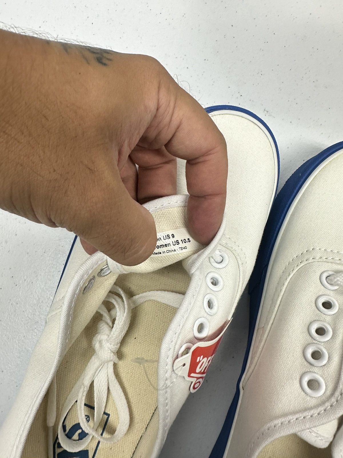 Vans Vans True White/Blue Tape size 9 Size US 9 / EU 42 - 6 Thumbnail