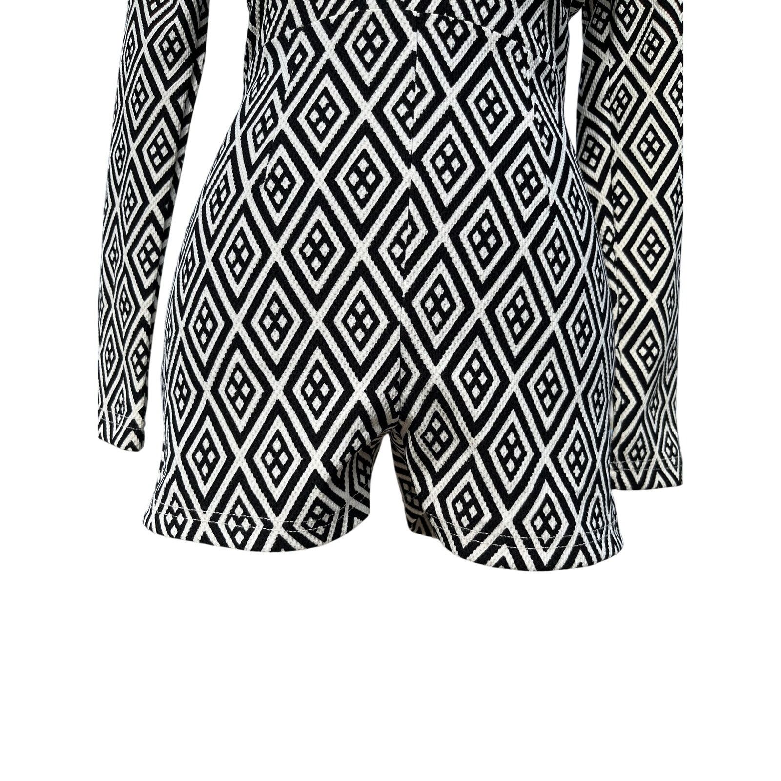 Other Chic Xtaren Romper Small - Comfy Polyester Spandex Blend Size 26" / US 2 / IT 38 - 2 Thumbnail