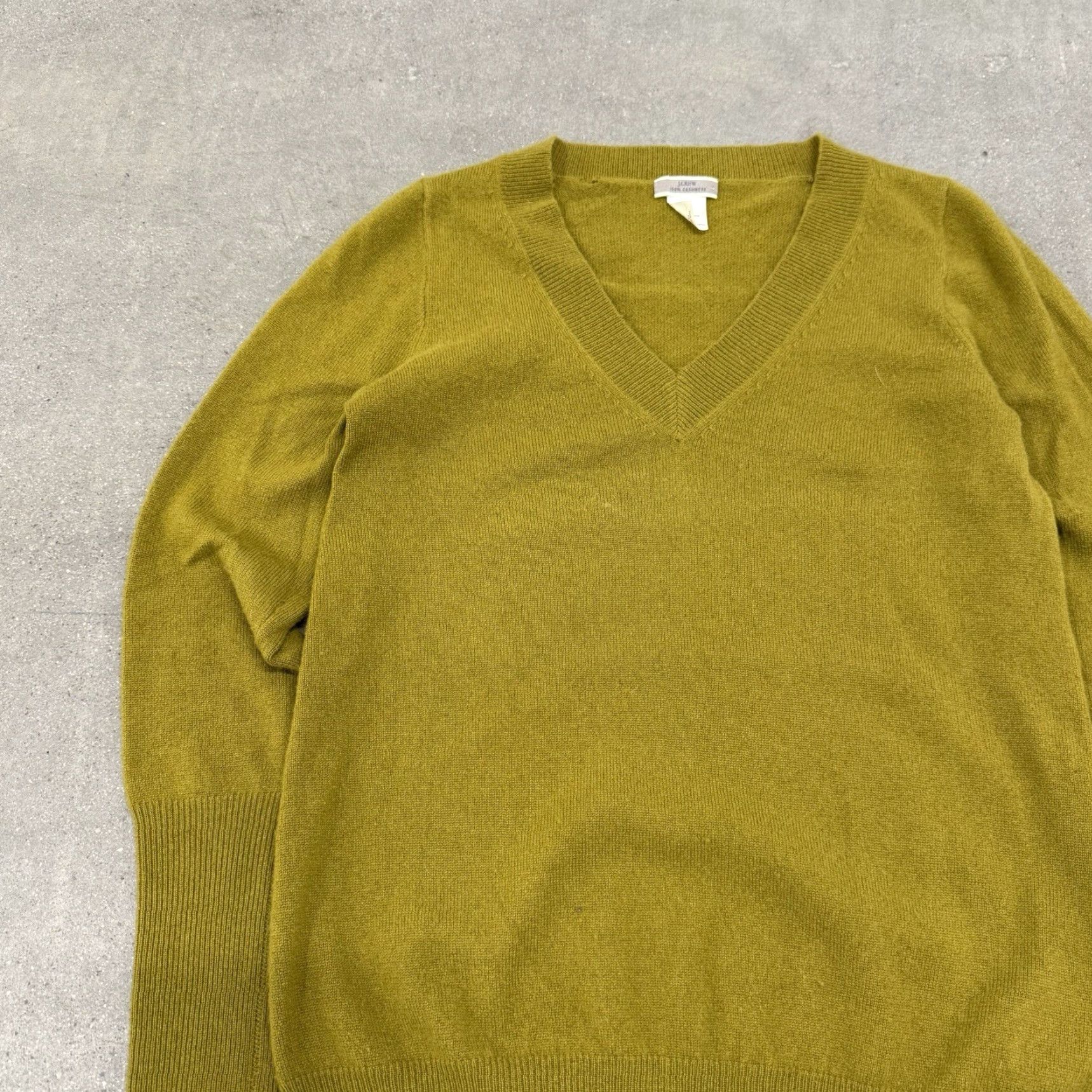 J.Crew J.Crew Sweater Womens Small Yellow 100% Cashmere V-Neck Pullover Knit Solid Classic Style Size S / US 4 / IT 40 - 2 Thumbnail