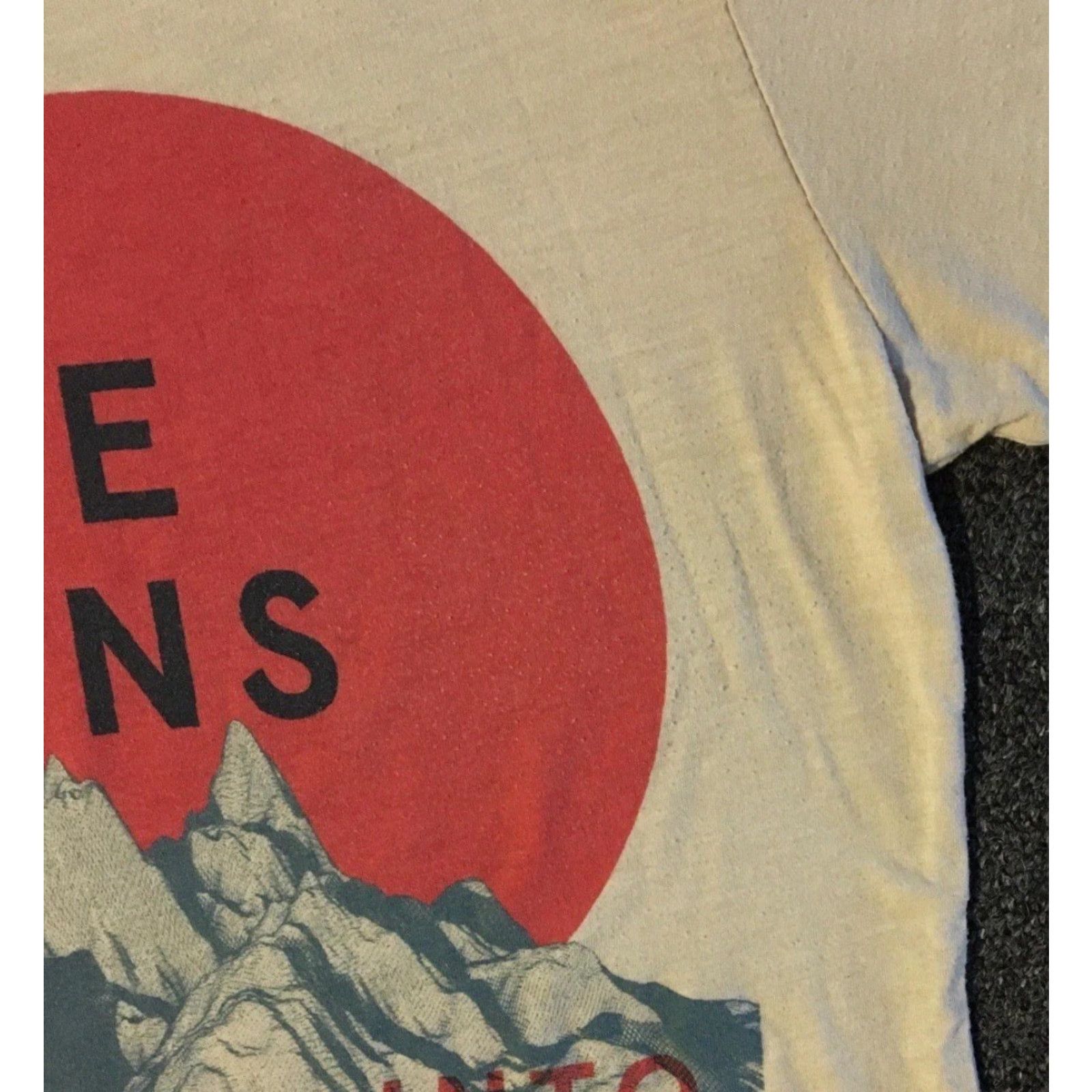 Vintage Imagine Dragons Into The Night Tour Shirt S Concert Beig e Vintage Graphic Tee Men's Short Sleeve Retro Band Rock 70s 80s 90s Concert Tour Music Size US S / EU 44-46 / 1 - 6 Thumbnail