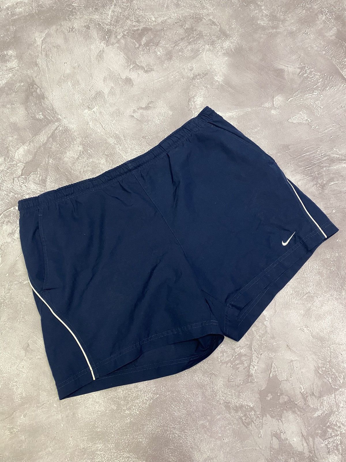 Nike 90s Vintage Nike Nylon Shorts Summer Y2K Swoosh ACG Size US 34 / EU 50 - 2 Thumbnail