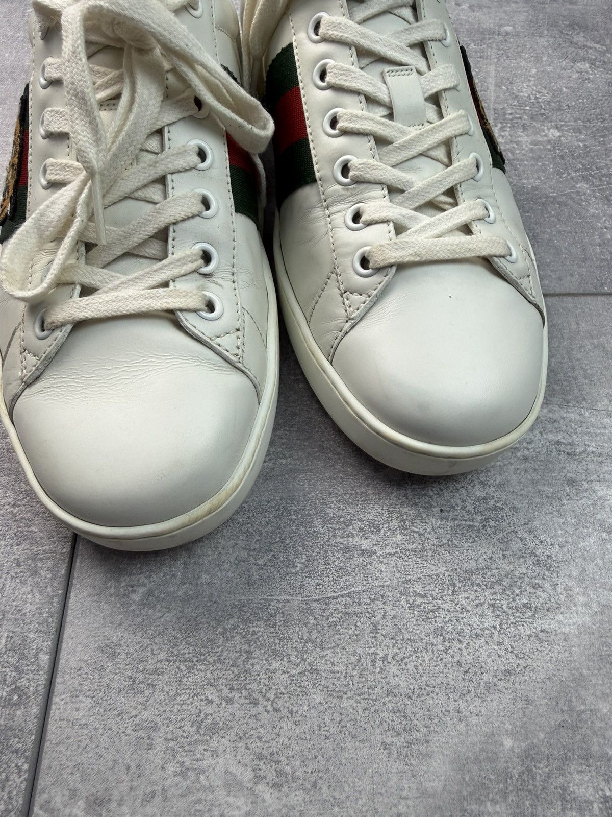 Gucci Gucci Ace Tiger Leather Sneakers White Size US 7 / EU 40 - 4 Thumbnail