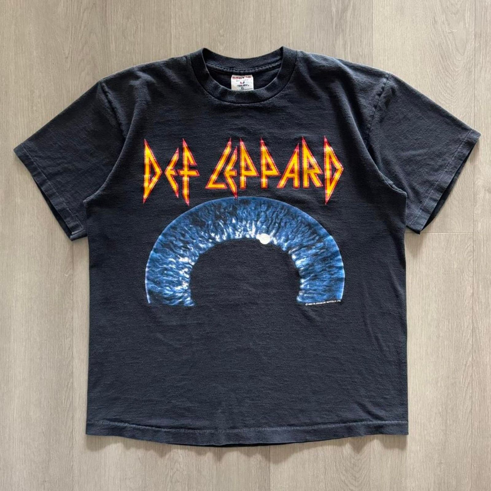TEE JAYS Vintage 1992 Def Leppard Adrenalize T-shirt Size Large Size US L / EU 52-54 / 3 - 1 Thumbnail