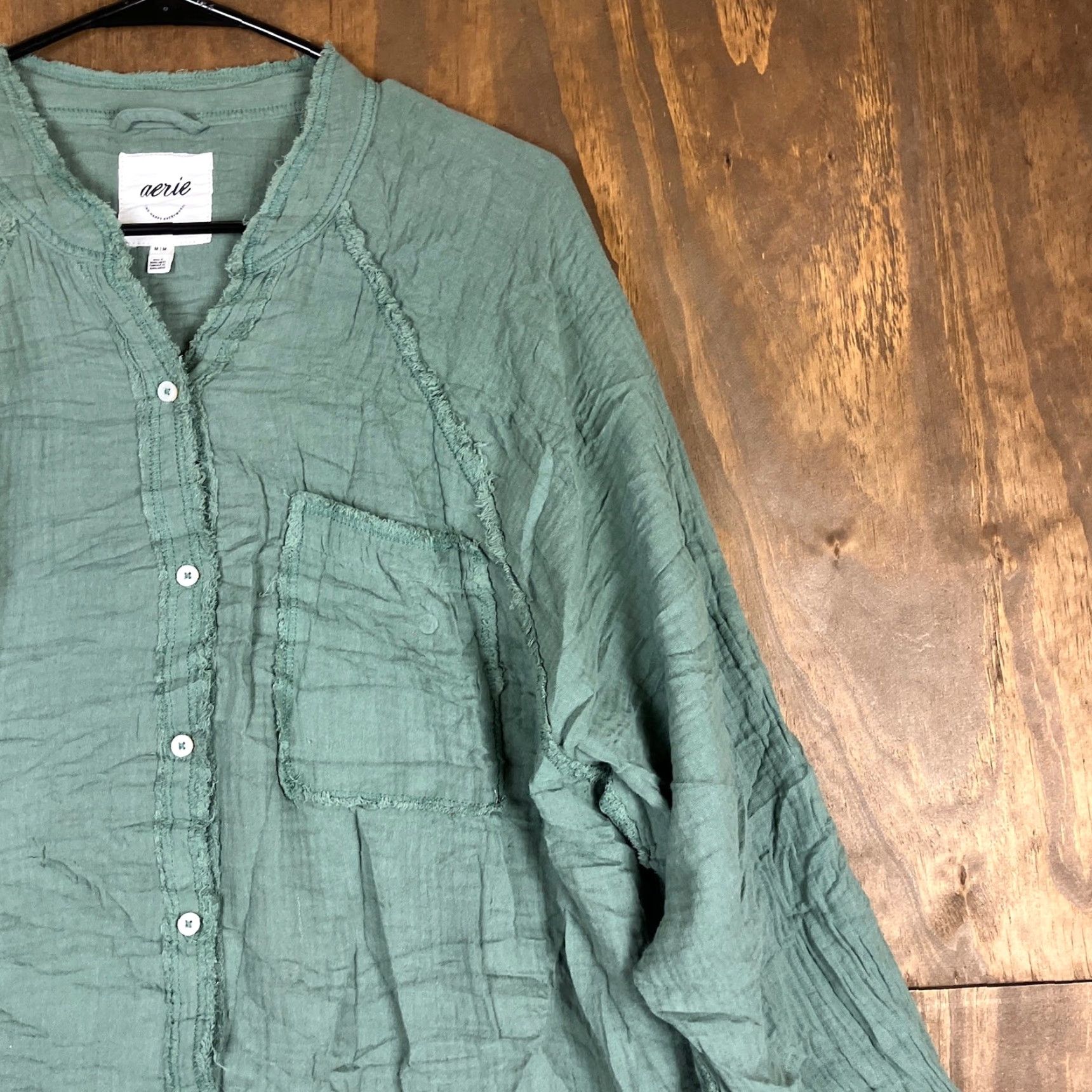 Vintage Aerie Womens Shirt Green V Neck Button Up Long Sleeve 100% Cotton M Womens Regular Short/Long Sleeve Size M / US 6-8 / IT 42-44 - 5 Thumbnail