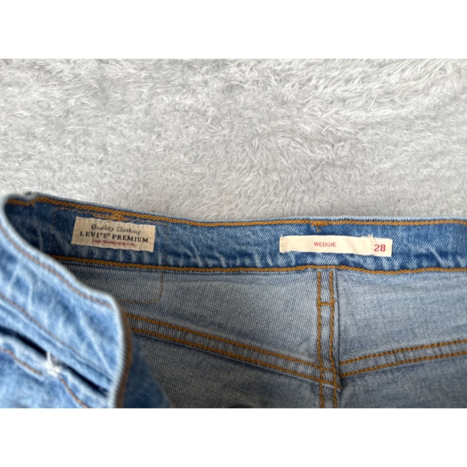 Levi's Levis Jeans Womens 28 Blue Denim Distressed Wedgie Cotton Mid 28x27 Size 28" / US 6 / IT 42 - 6 Thumbnail