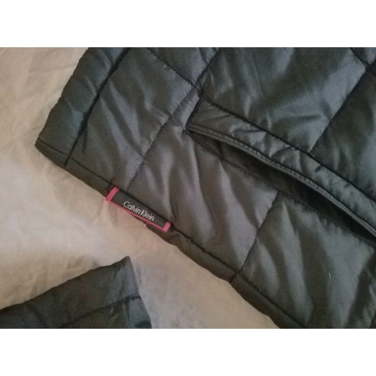 Calvin Klein Calvin Klein Puffer Jacket Womens Black Down Medium M Size M / US 6-8 / IT 42-44 - 4 Thumbnail