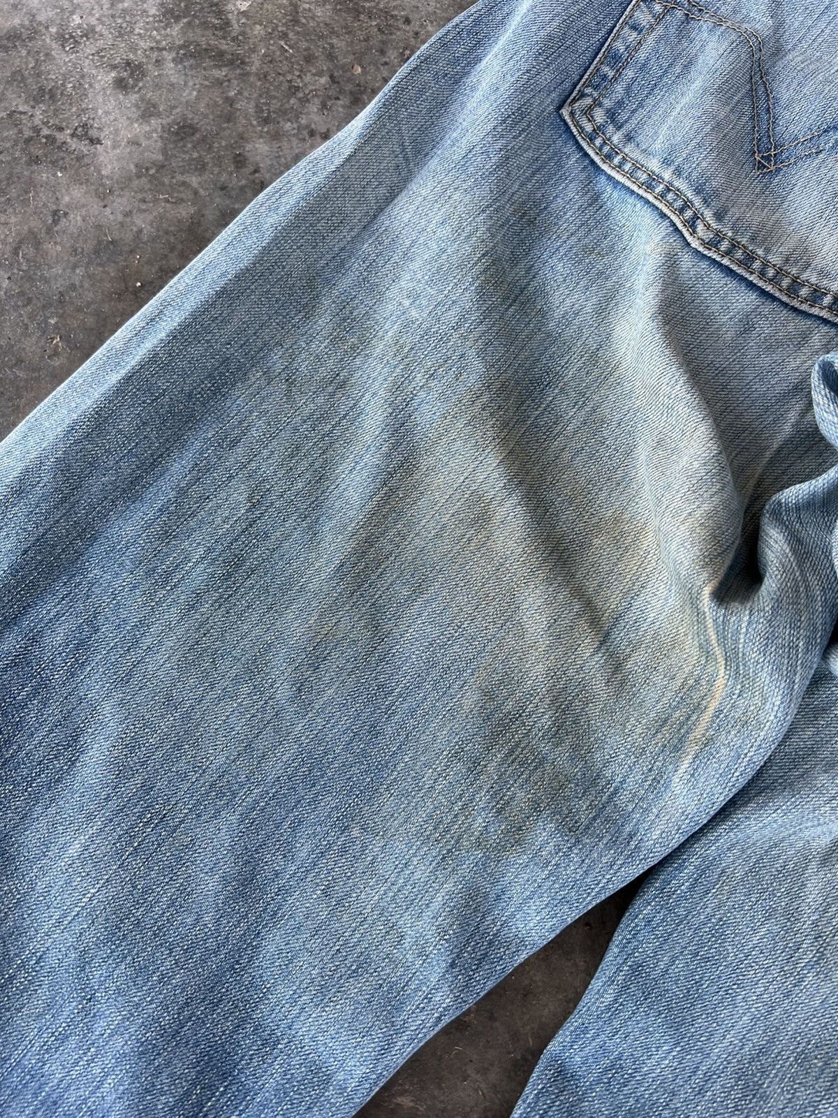Japanese Brand × Levi's × Levi's Vintage Clothing 💥Rare💥Vintage Levis 501 Distress Jeans Size US 31 - 11 Thumbnail