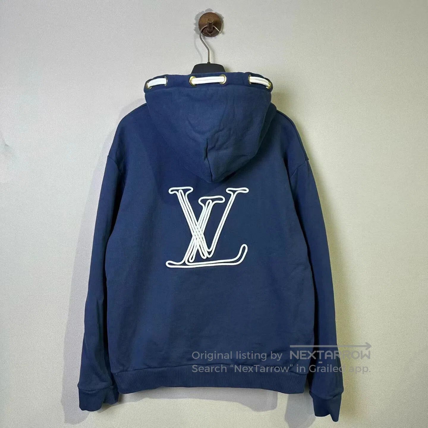 Louis Vuitton louis vuitton casual drawstring hoodie size l. Size US L / EU 52-54 / 3 - 2 Thumbnail