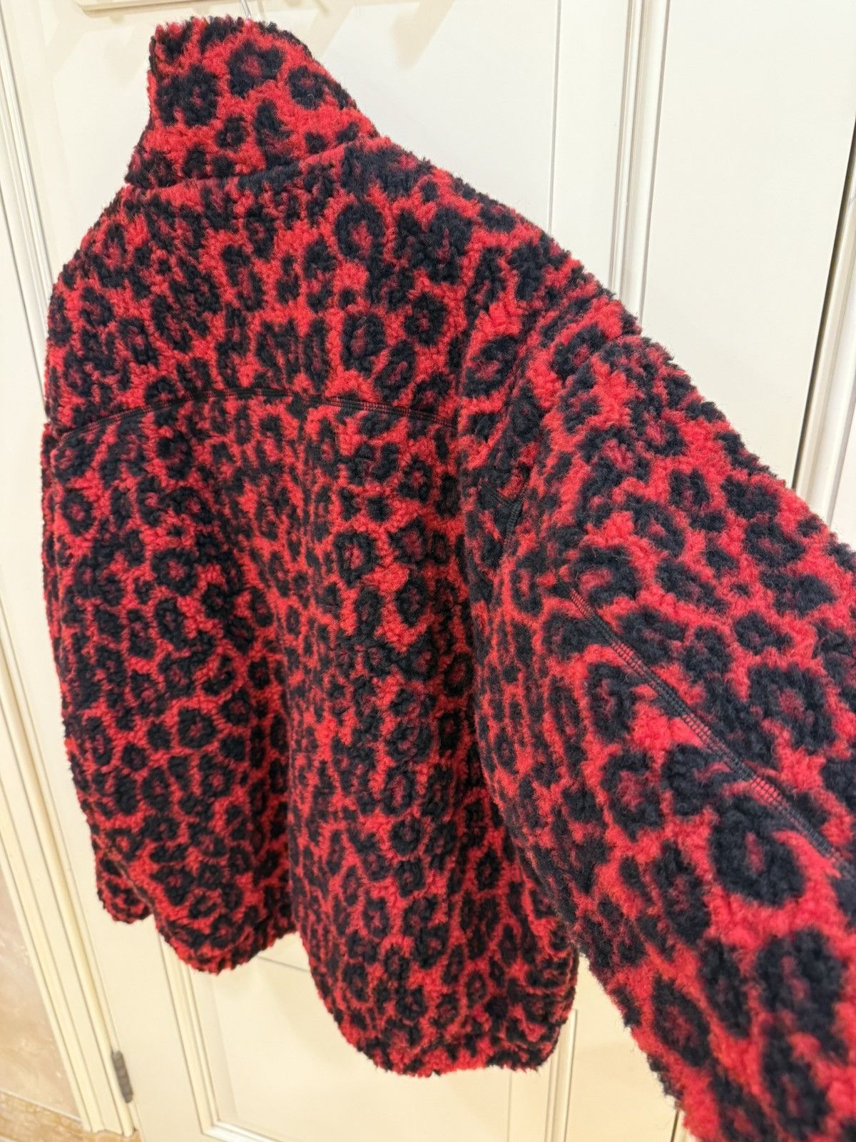 Alexander McQueen Leopard print fleece sweatshirt size M Size US M / EU 48-50 / 2 - 6 Thumbnail