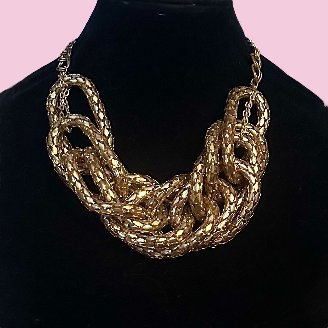 Other Gold tone chunky mesh braid statement necklace Size ONE SIZE - 1 Thumbnail