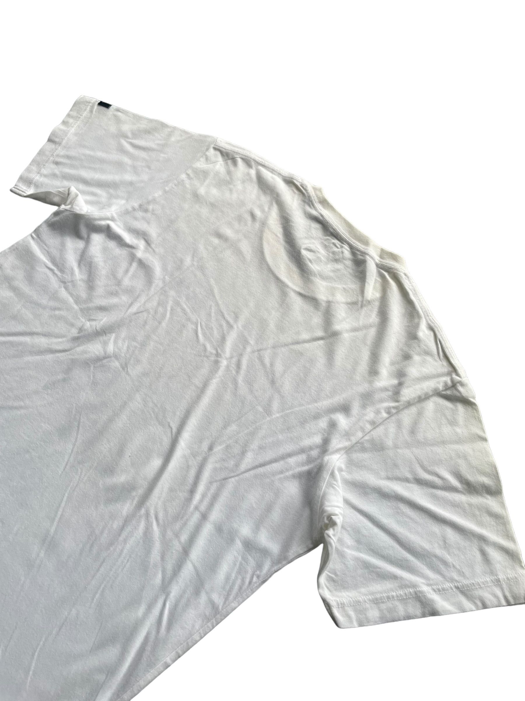 Japanese Brand × One Piece × Uniqlo One Piece Trafalgar Law Size US L / EU 52-54 / 3 - 5 Thumbnail