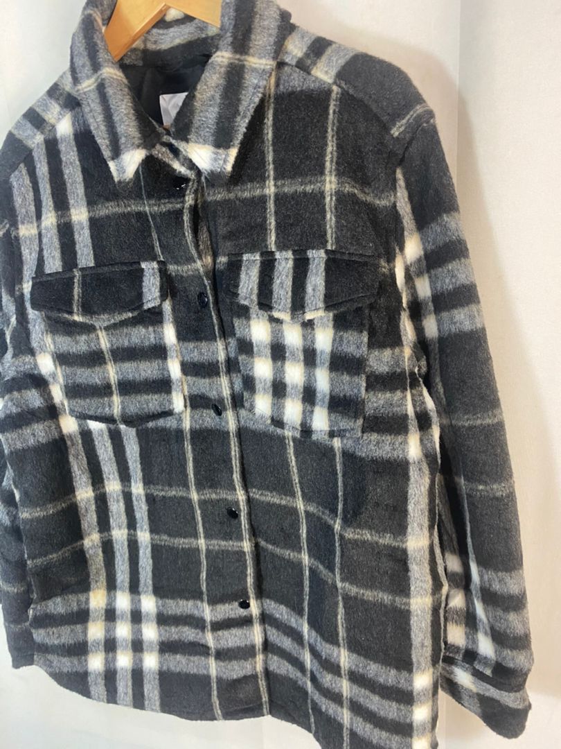 H&M H&M shadow plaid button up jacket Size US L / EU 52-54 / 3 - 2 Thumbnail