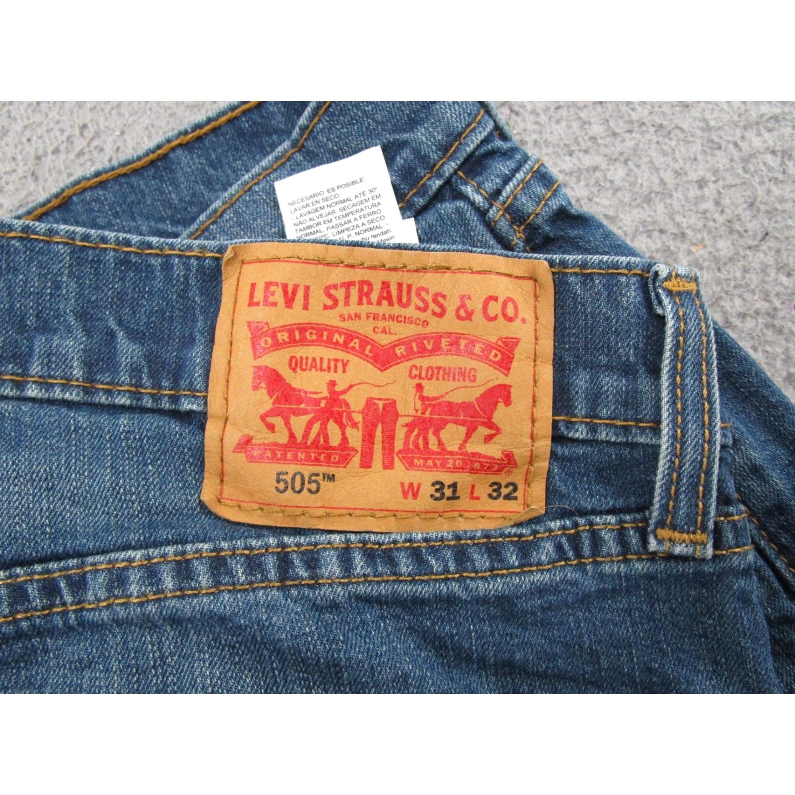 Levi's Levi's 505 Jeans Straight Regular Mens Size 31x32 Blue Denim Cotton 5-Pocket Pockets Vintage No Brand Levi's 500 Series Size US 31 - 6 Thumbnail