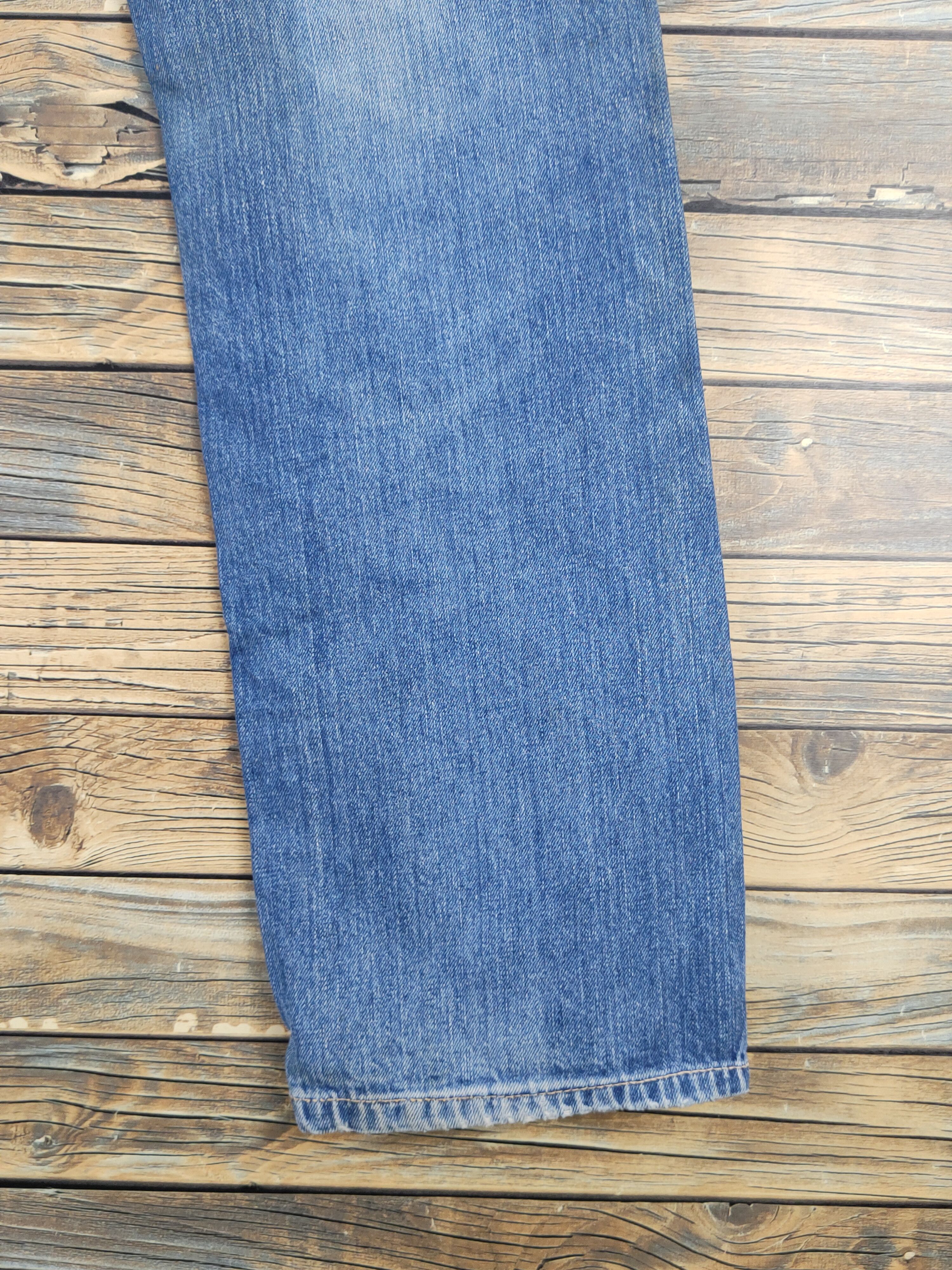 Vintage Bison vintage Blue Distressed Ripped denim Jeans #W1621 Size US 31 - 11 Thumbnail