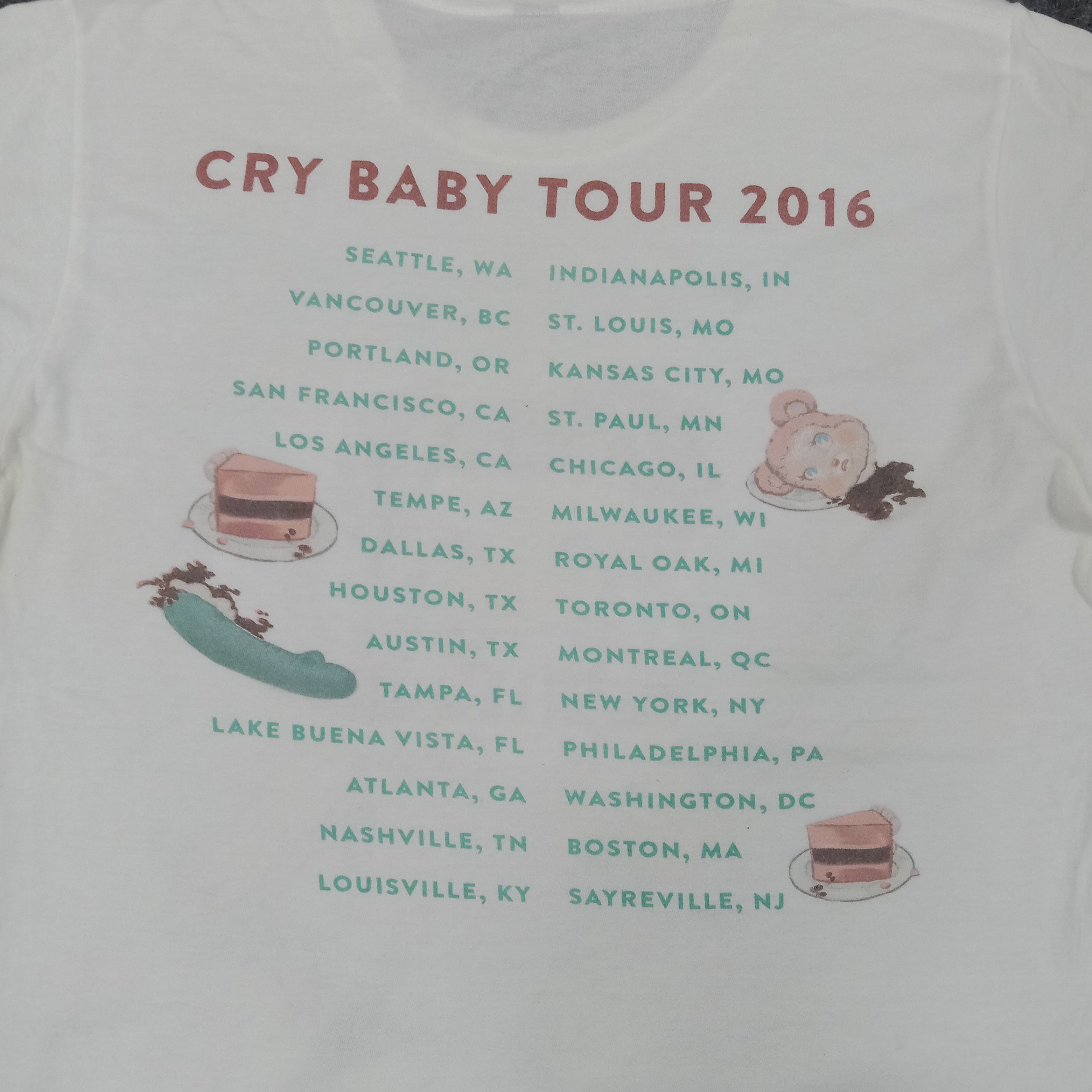 Band Tees × Vintage Cry Baby Melanie Martinez Tour 2016 Band Tshirt Size US M / EU 48-50 / 2 - 6 Thumbnail