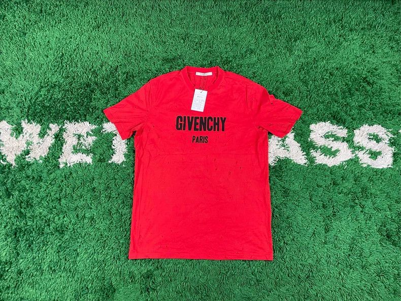 Givenchy Givenchy Ripped Hole Short Sleeve Size US XS / EU 42 / 0 - 1 Thumbnail