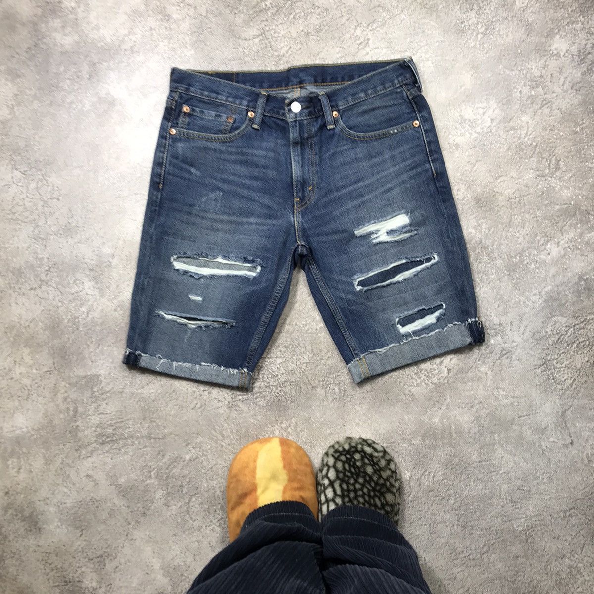 Vintage Vintage Levis Sun Faded Denim Shorts Y2K Streetwear Logo 32 Size US 32 / EU 48 - 2 Thumbnail