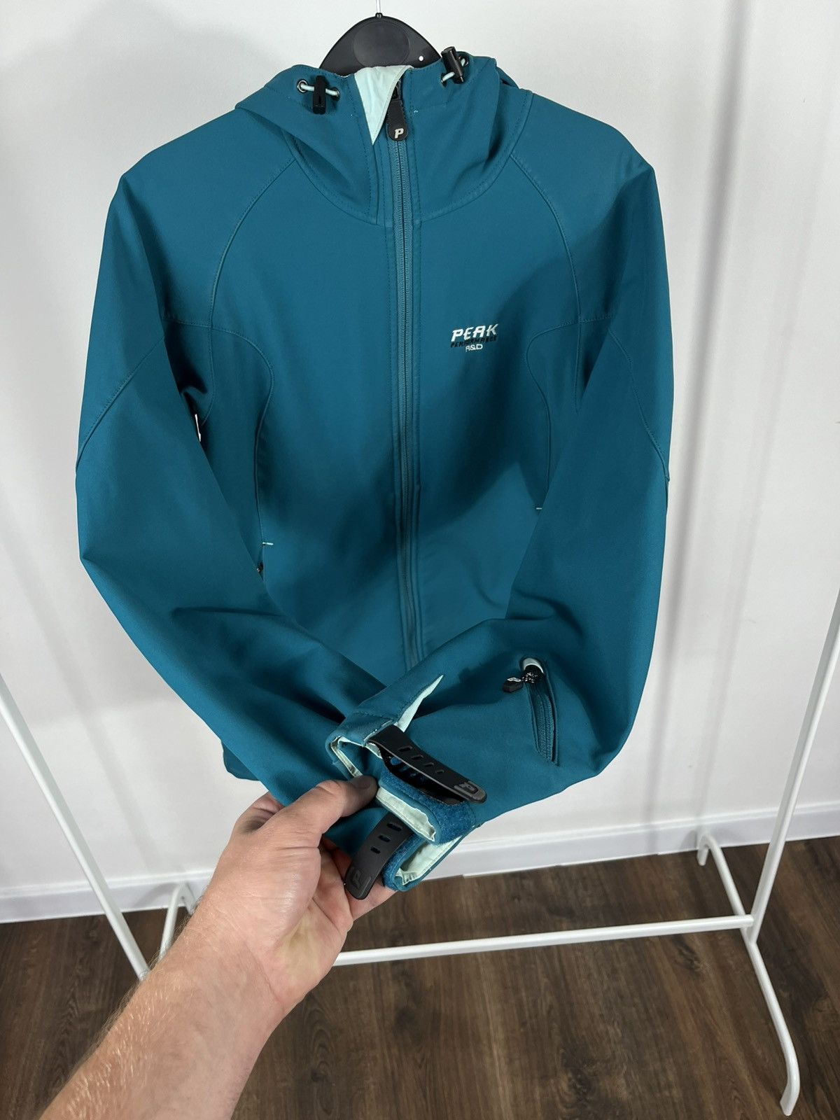 Peak Performance Peak Performance R&D Women’s Softshell Jacket Teal Blue S Size S / US 4 / IT 40 - 5 Thumbnail
