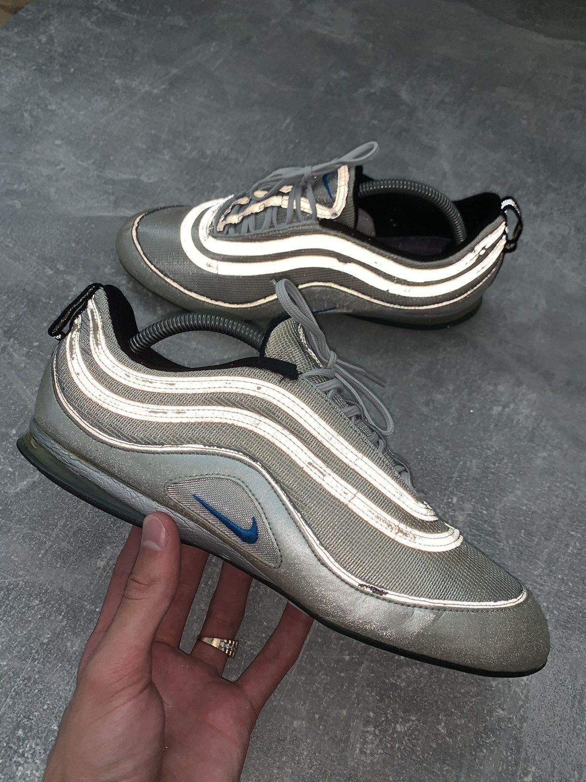 Vintage Vintage 00’s Nike AIR MAX Silver 2007 Y2k style Size US 8.5 / EU 41-42 - 2 Thumbnail