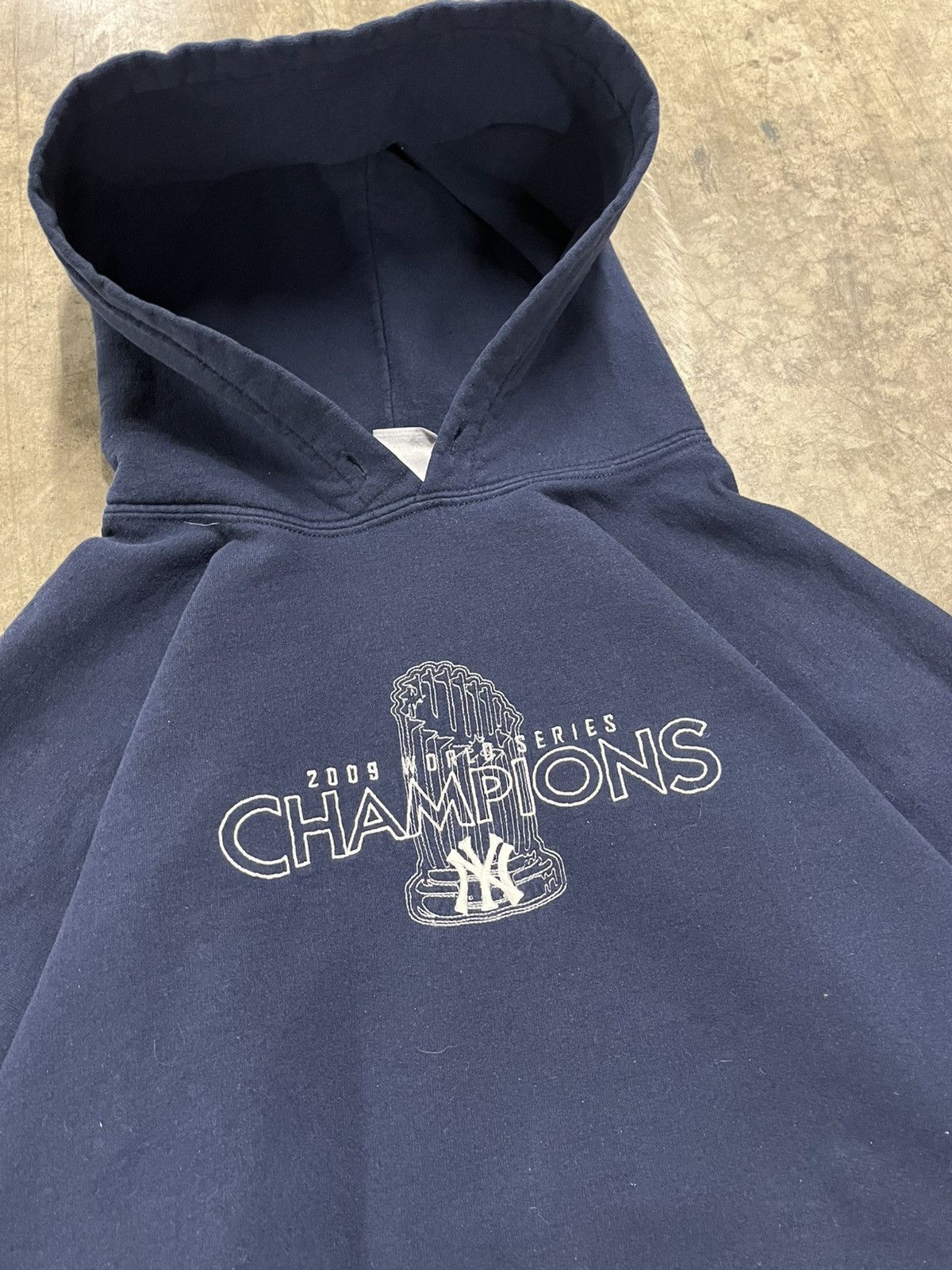 Vintage NY Yankees vintage boxy fit hoodie streetwear hype rare MLB Size US XXL / EU 58 / 5 - 5 Thumbnail