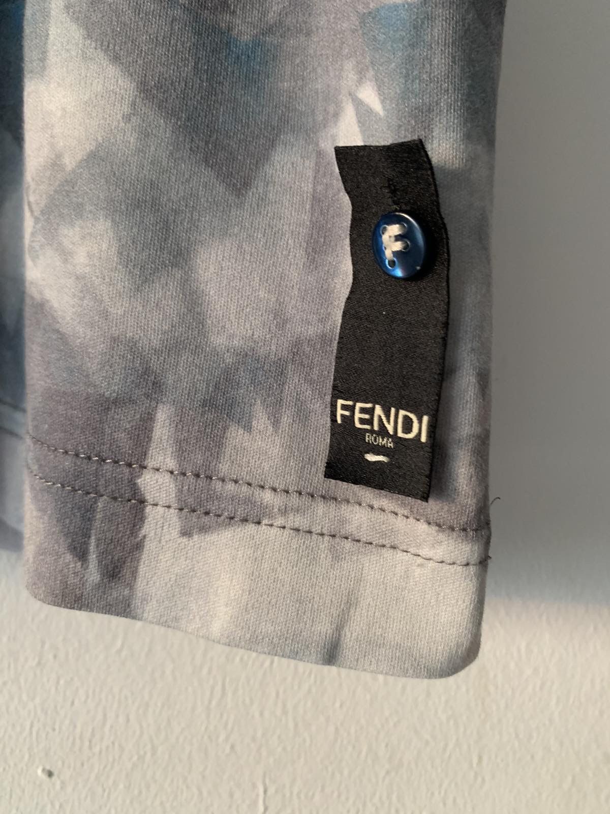 Fendi 🔥 Fendi Graffiti T-Shirt Size US M / EU 48-50 / 2 - 3 Thumbnail