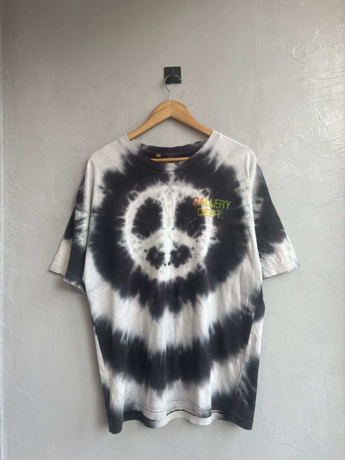 Gallery Dept. Gallery Dept peace tie dye tee Size US L / EU 52-54 / 3 - 1 Thumbnail