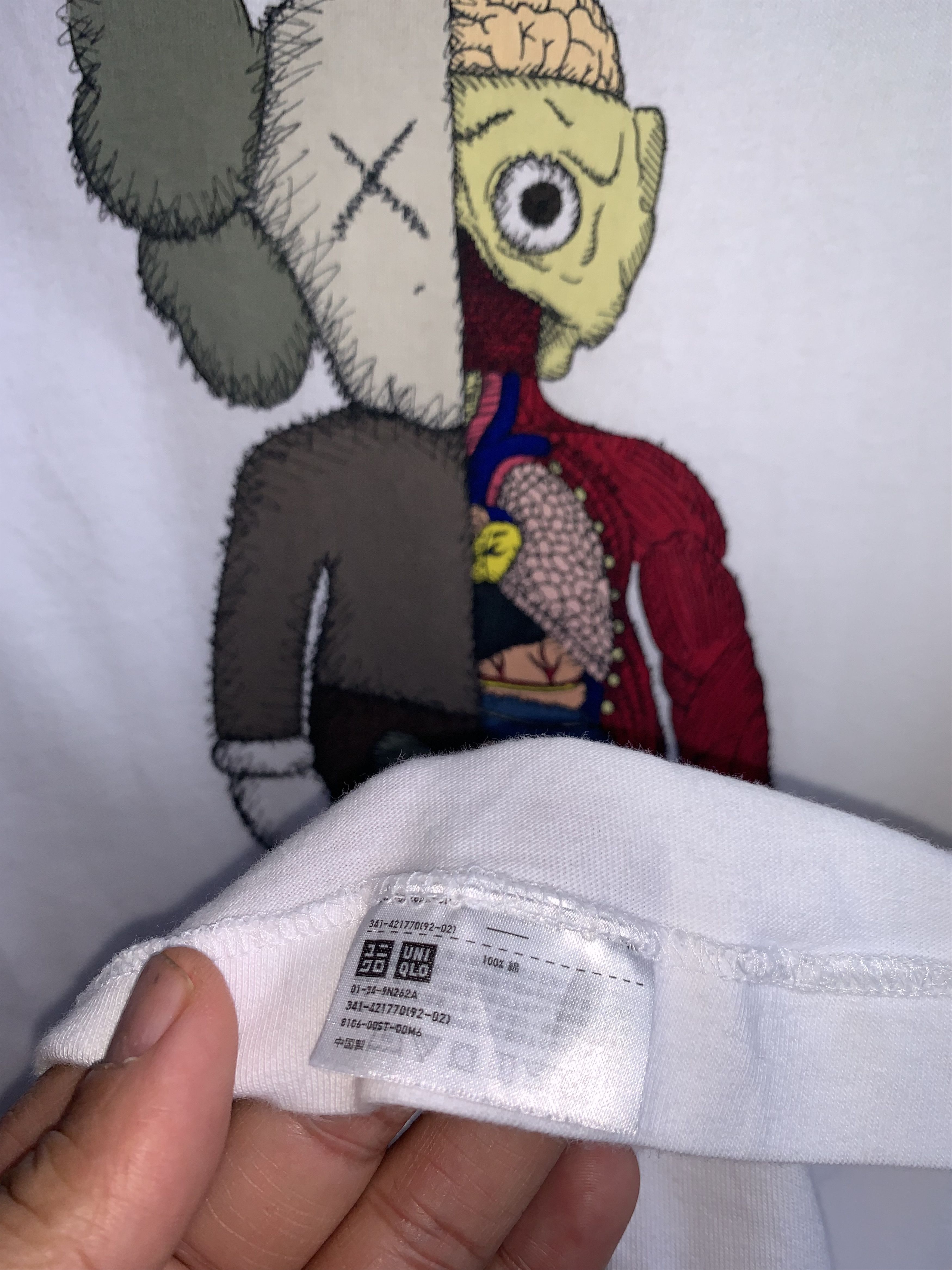Kaws × Uniqlo Kaws Flayed Uniqlo Shirt Size US XL / EU 56 / 4 - 5 Thumbnail