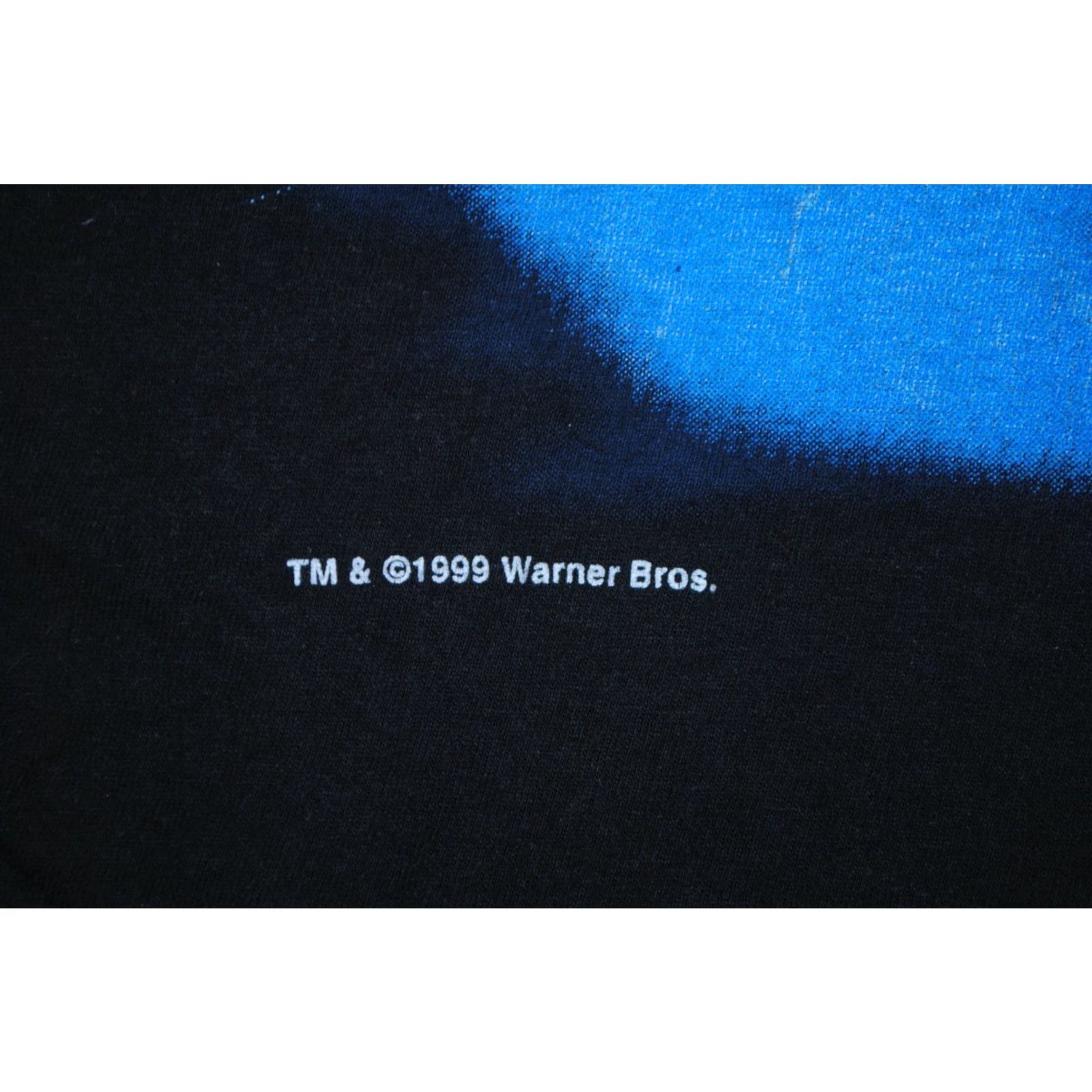 Vintage VINTAGE LOONEY TUNES 1999 DAFFY DUCK BOXING ELMI BLACK SINGLE STITCH SHIRT SMALL Size US S / EU 44-46 / 1 - 2 Thumbnail
