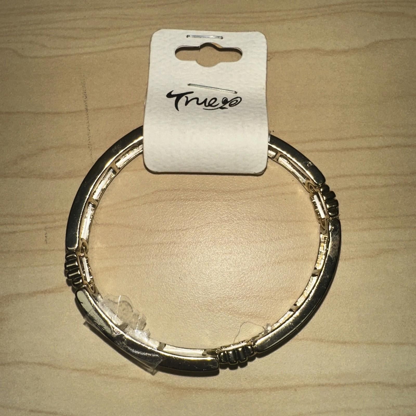 Other True White Stretch Bangle Bracelet Size ONE SIZE - 2 Thumbnail