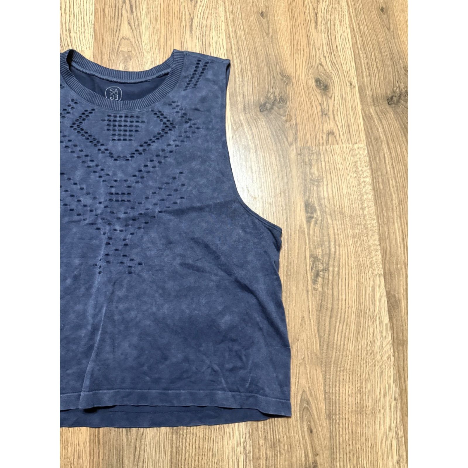 Vintage SAGE Tank Top Women's Small Blue Athletic Seamless Tank Top - Regular Fit, Casual Wear, Pullover, Machine Washable, Basic Style, - Womens Size S / US 4 / IT 40 - 4 Thumbnail