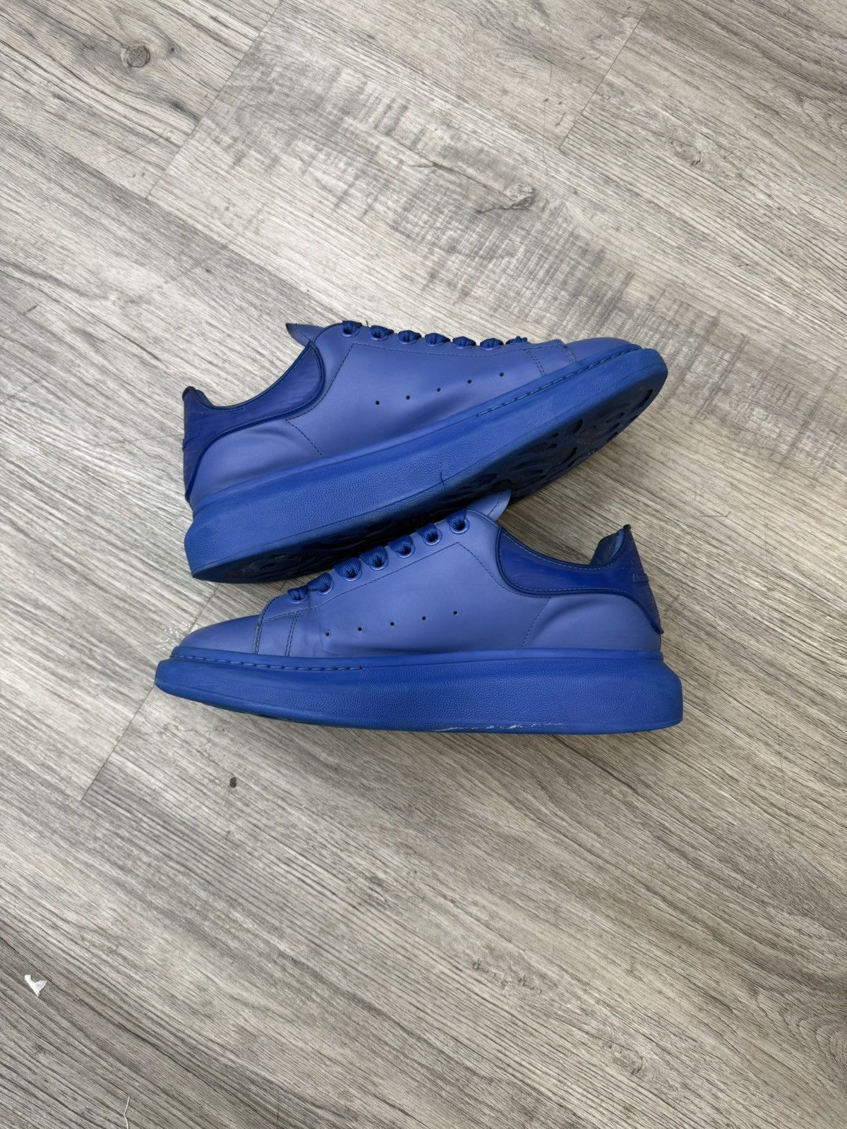 Alexander McQueen Alexander Mcqueen Oversized Sneaker (Cobalt Blue) Size US 9 / EU 42 - 3 Thumbnail