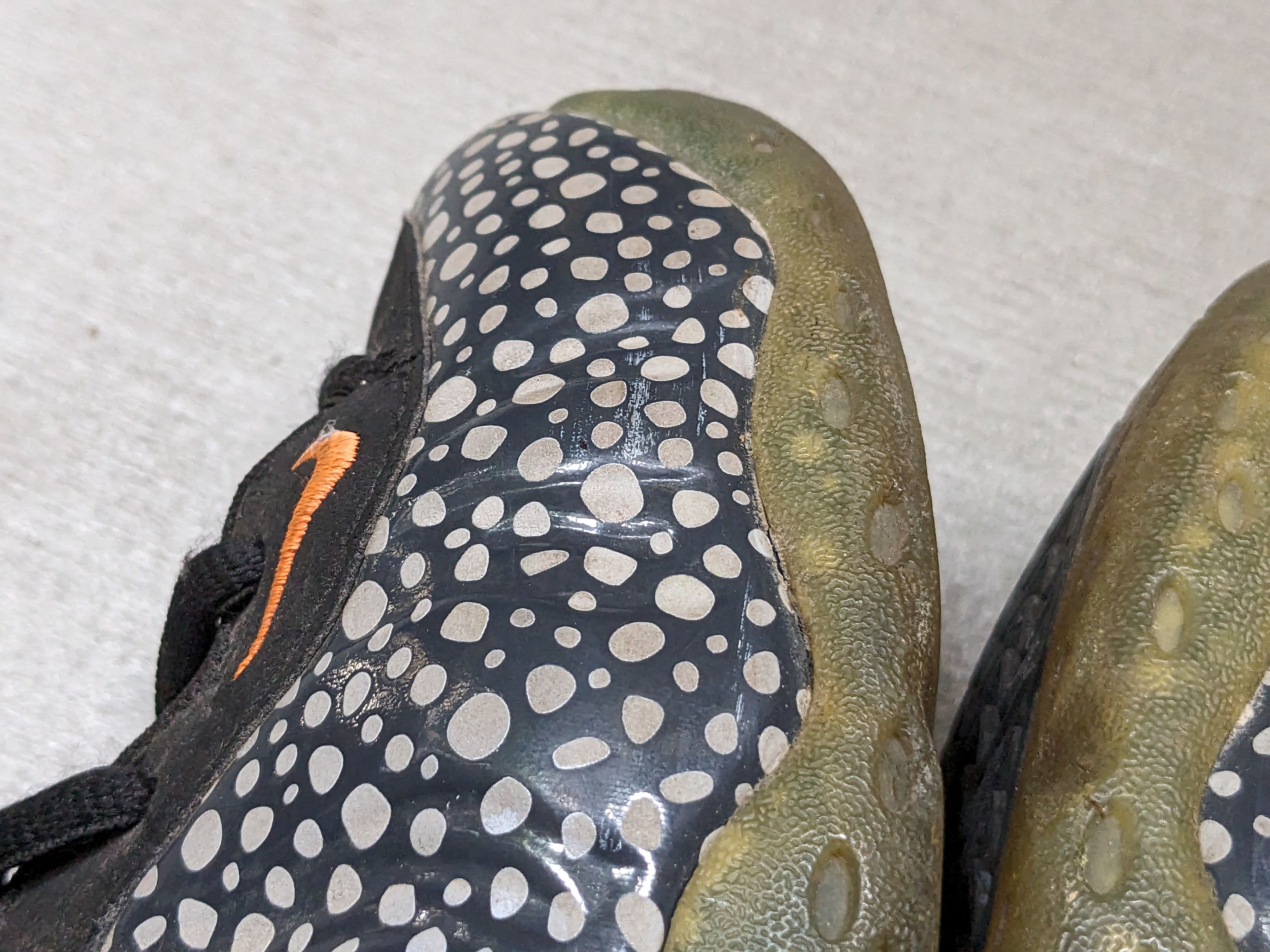 Nike Nike Air Foamposite One PRM Safari Size 11.5 575420-003 Size US 11.5 / EU 44-45 - 7 Thumbnail