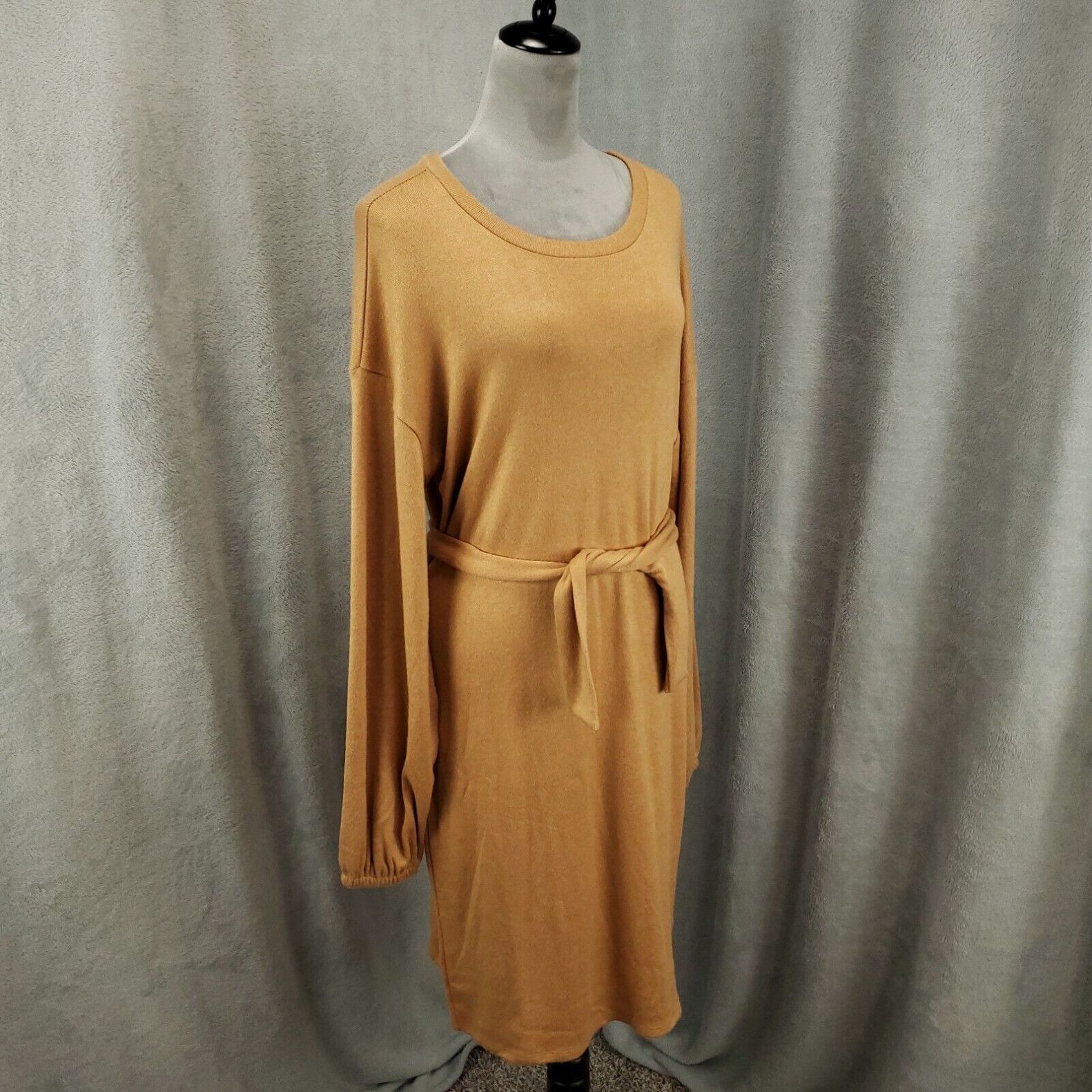 *Size M* Forever 21 Belted Dress Orange - Brand New with tags! LAST ONE sold