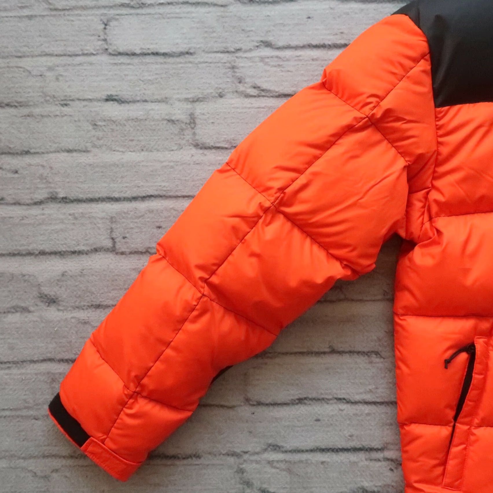 The North Face NEW North Face 700 Down Lhotse Puffer Jacket Size S Tangerine Orange Mens Jacket Small Tangerine / Black 90s? Size US S / EU 44-46 / 1 - 6 Thumbnail