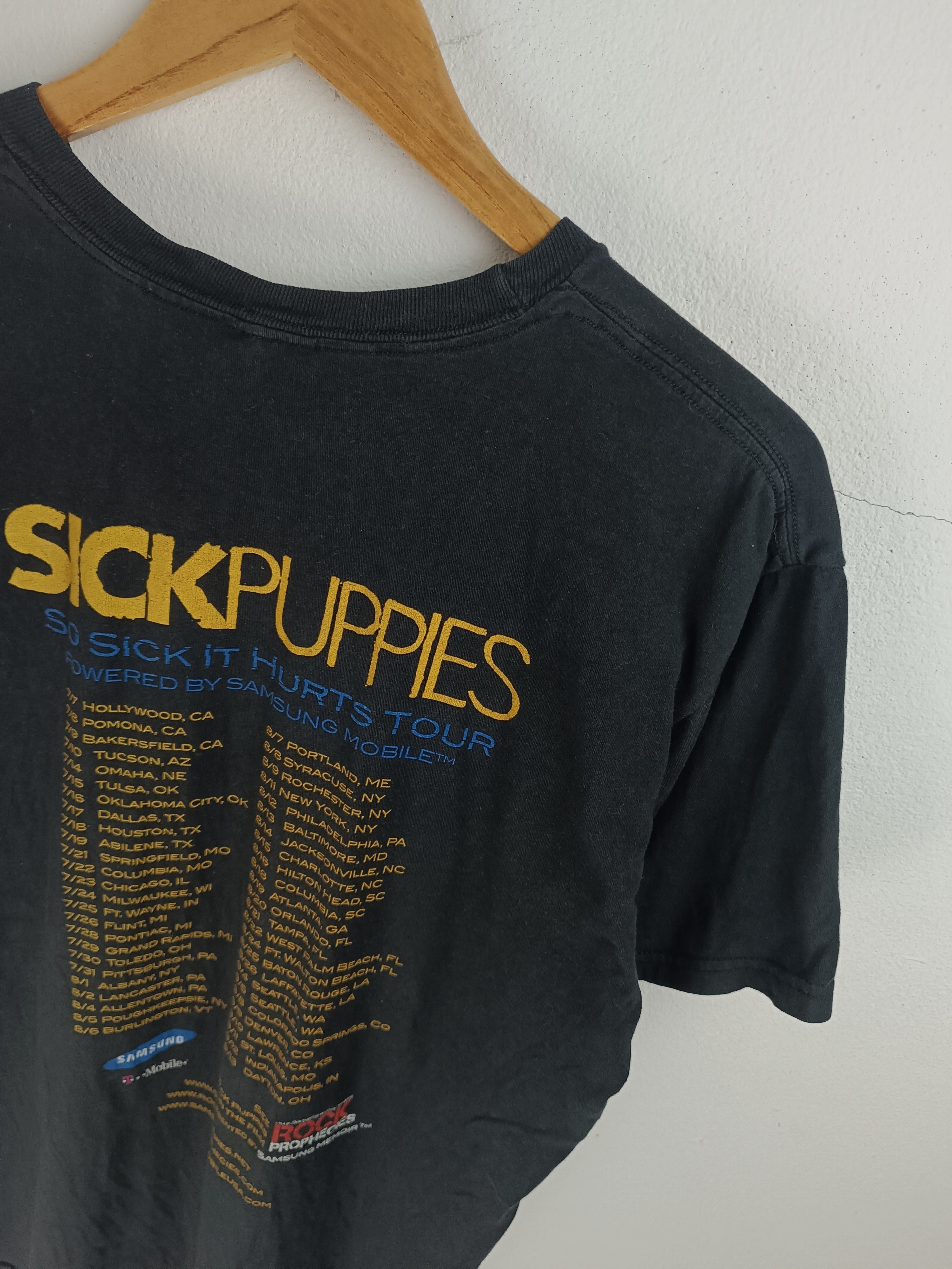 Vintage VINTAGE '09 SICK PUPPIES SO SICK TOUR TEE 3 DAYS GRACE Size US L / EU 52-54 / 3 - 16 Thumbnail