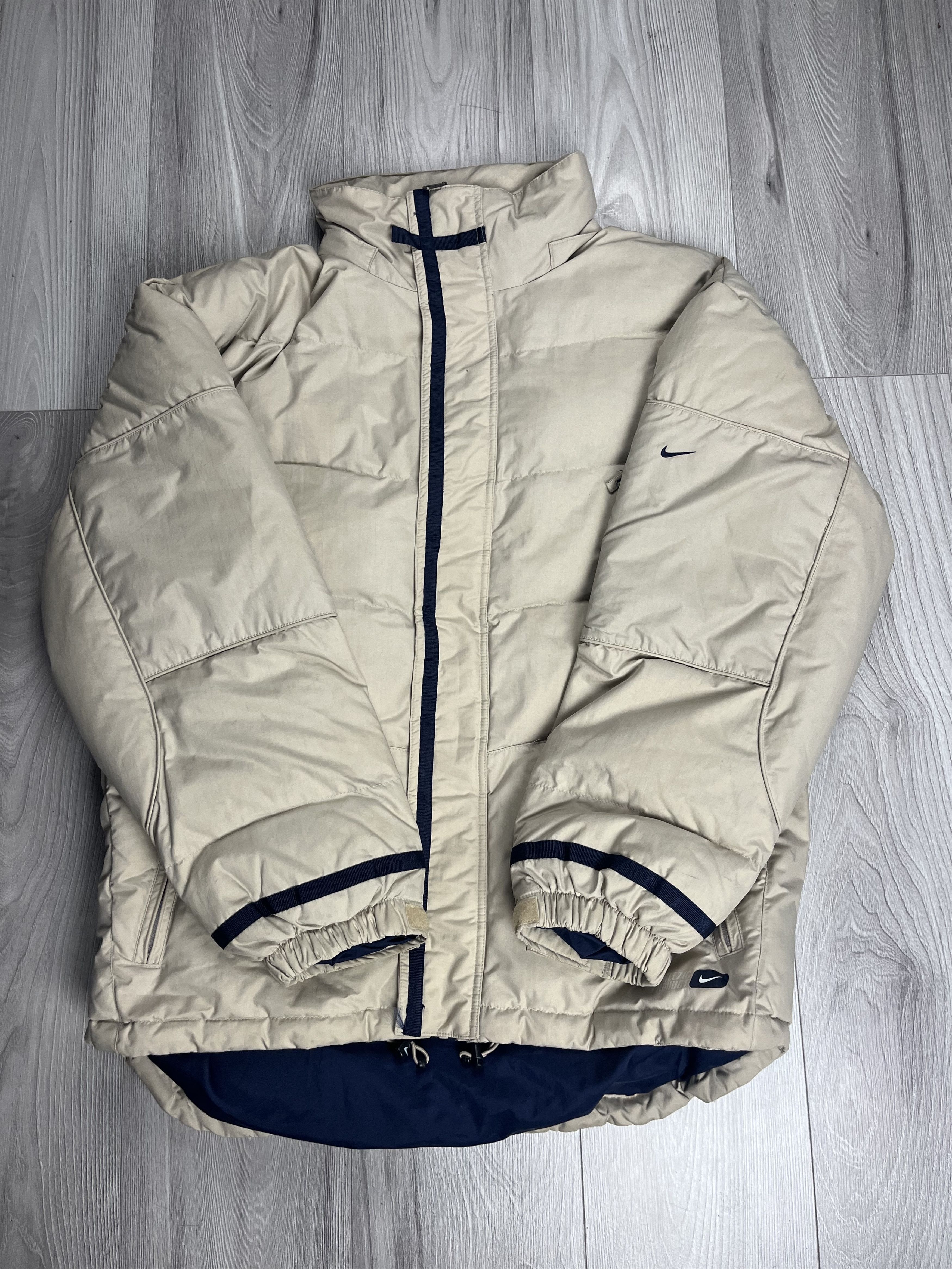 Nike Vintage Nike Beige Puffer Down Jacket Size XL Size US XL / EU 56 / 4 - 1 Thumbnail