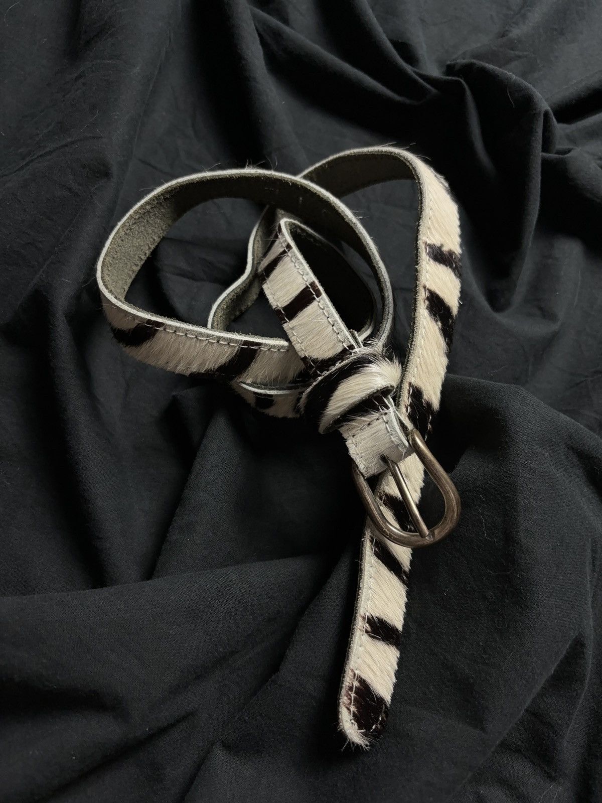 Japanese Brand × Vintage Vintage leather animal faux fur cow printed mini belt Size ONE SIZE - 2 Thumbnail