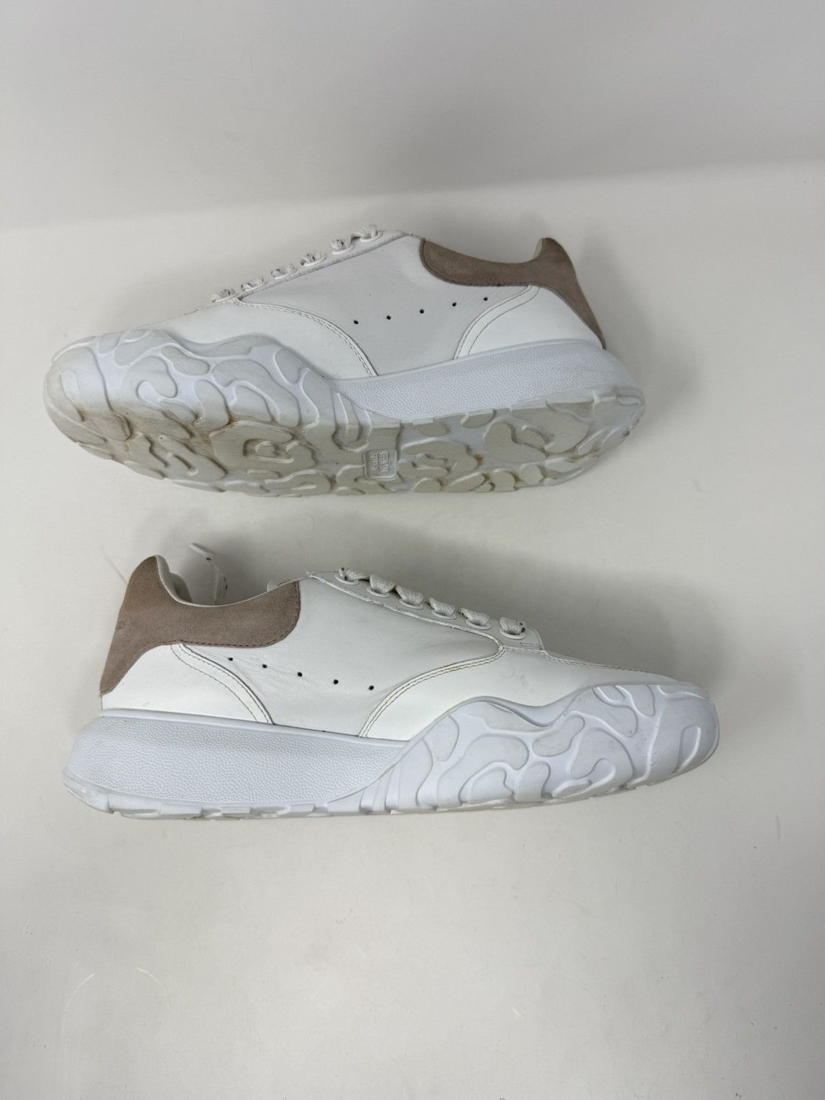 Alexander McQueen Alexander Mcqueen W Oversized Court Trainer White Patchouli Size US 7.5 / IT 37.5 - 3 Thumbnail