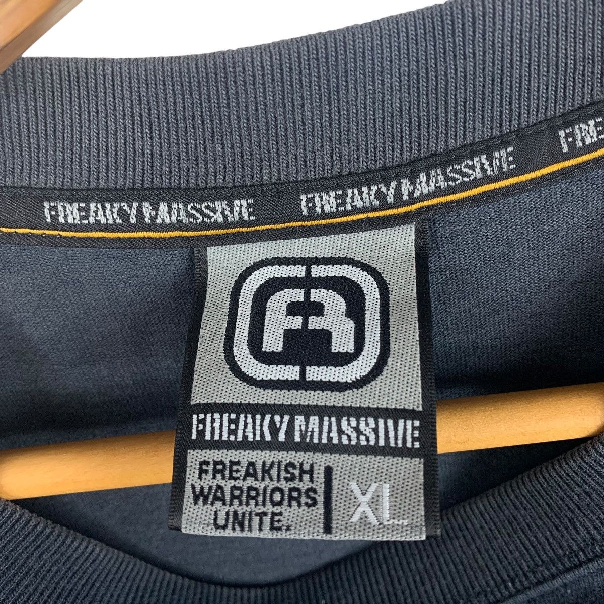 Rap Tees × Vintage Vintage FREAKY MASSIVE Hip hop printed tee Size US XL / EU 56 / 4 - 3 Thumbnail