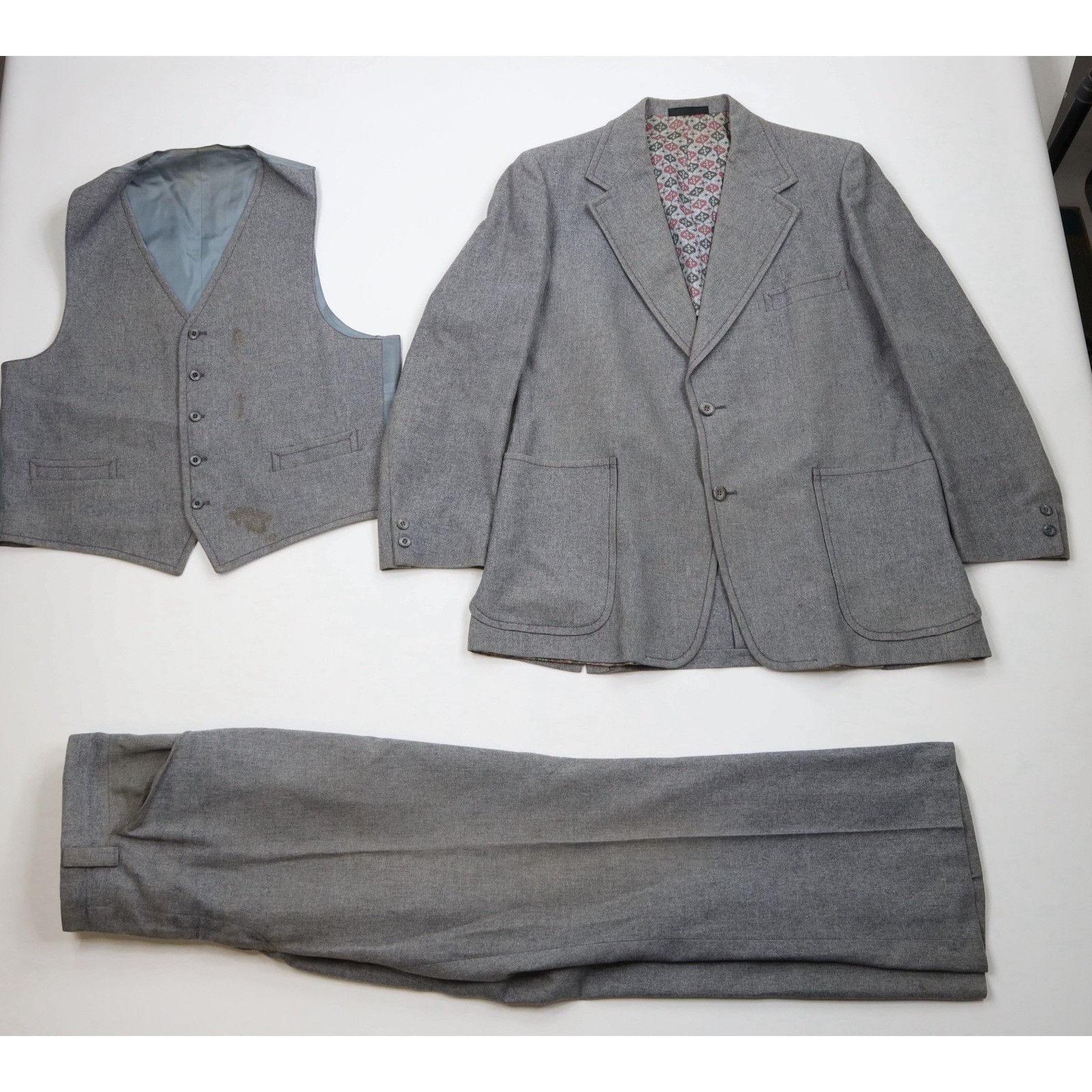Vintage Vintage 60s Rockabilly Distressed Wool 3 Piece Suit Wedding Size 44R - 1 Thumbnail