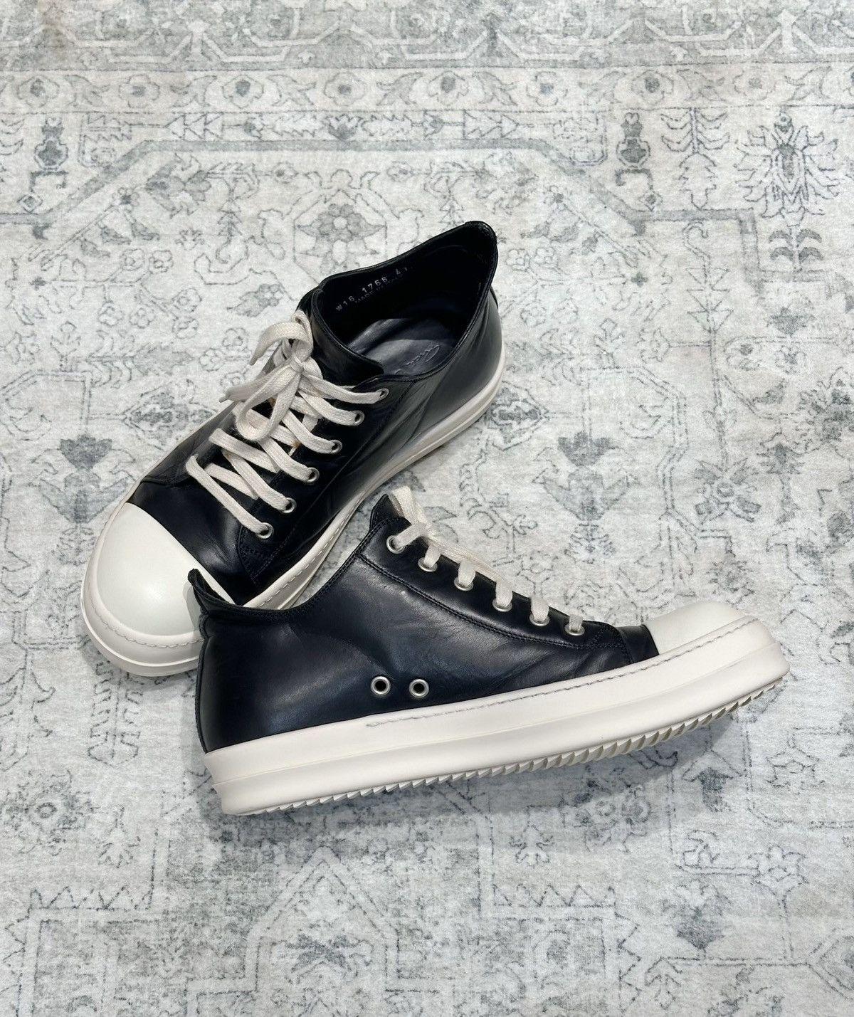 Rick Owens Rick Owens Mainline Black & White Calfskin Low-Top Converse Size US 8 / EU 41 - 6 Thumbnail