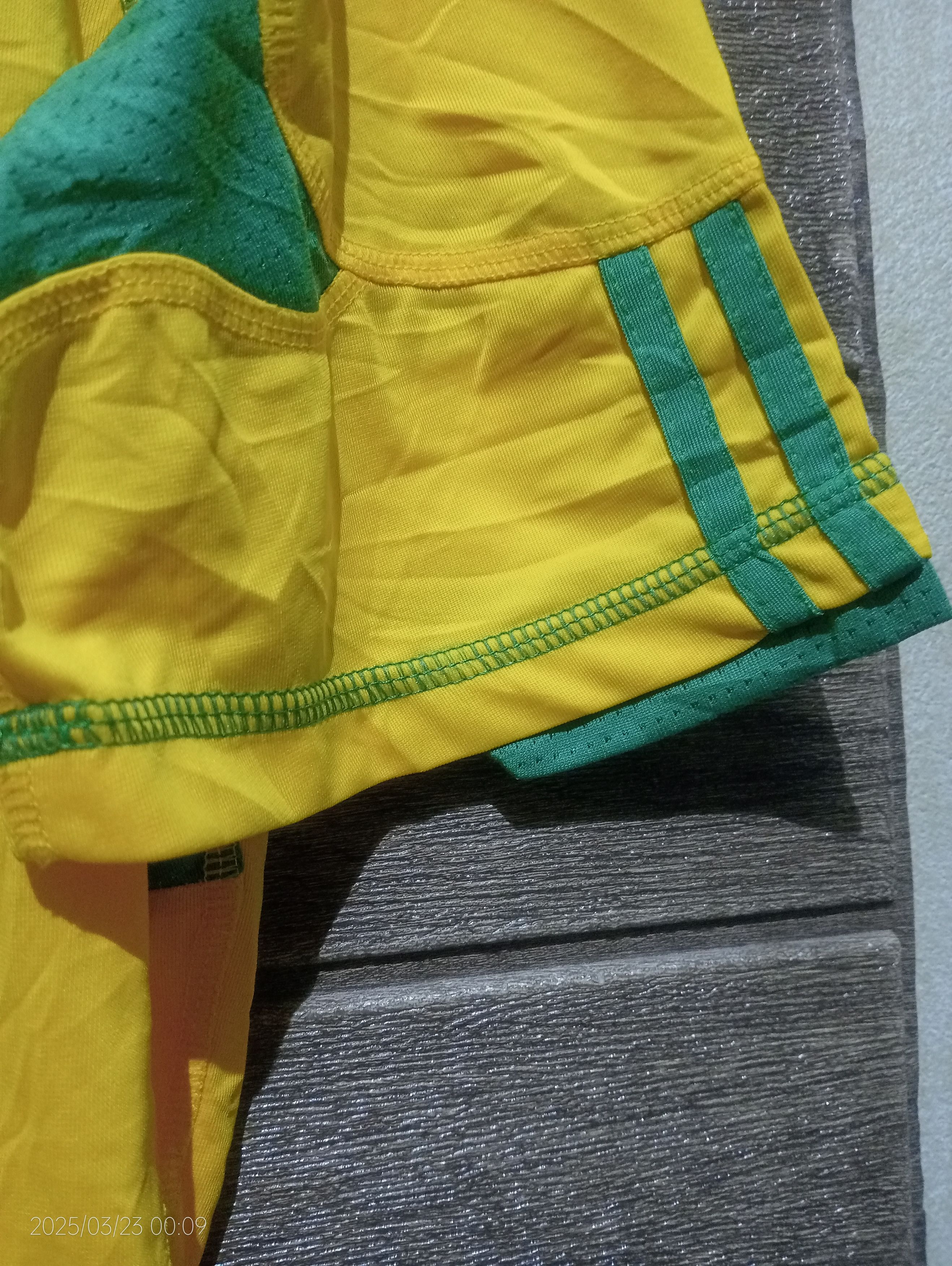 Adidas Vintage Adidas South Africa World Cup Jersey Size US M / EU 48-50 / 2 - 6 Thumbnail