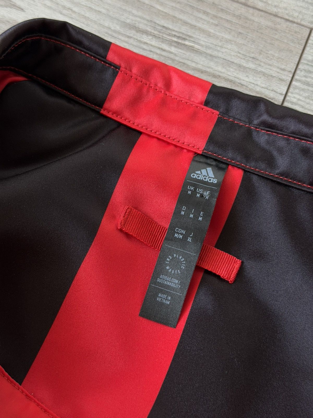Adidas Adidas England Black Red Sportswear Coach Jacket Size US M / EU 48-50 / 2 - 17 Thumbnail