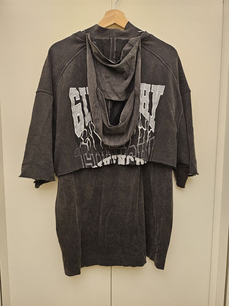 Givenchy *New* Overlapped Layered Logo Balvaca Hood Tee Size US L / EU 52-54 / 3 - 2 Thumbnail