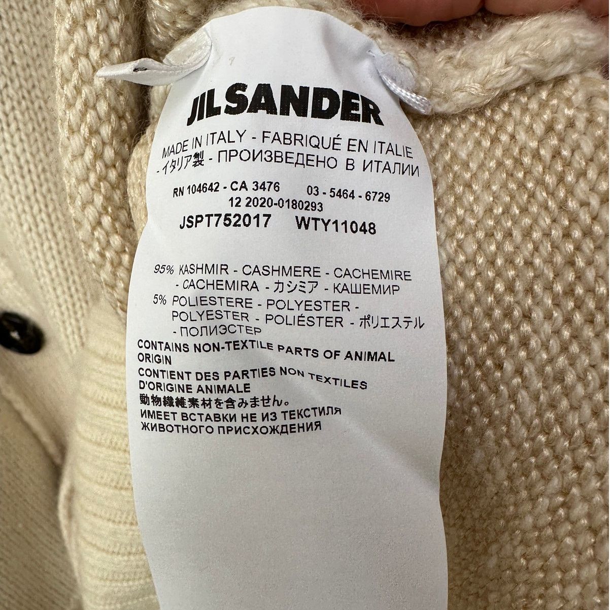 Jil Sander Jil Sander Cream V-Neck Button Long Sleeve Sweater 40 / 8 Size M / US 6-8 / IT 42-44 - 13 Thumbnail