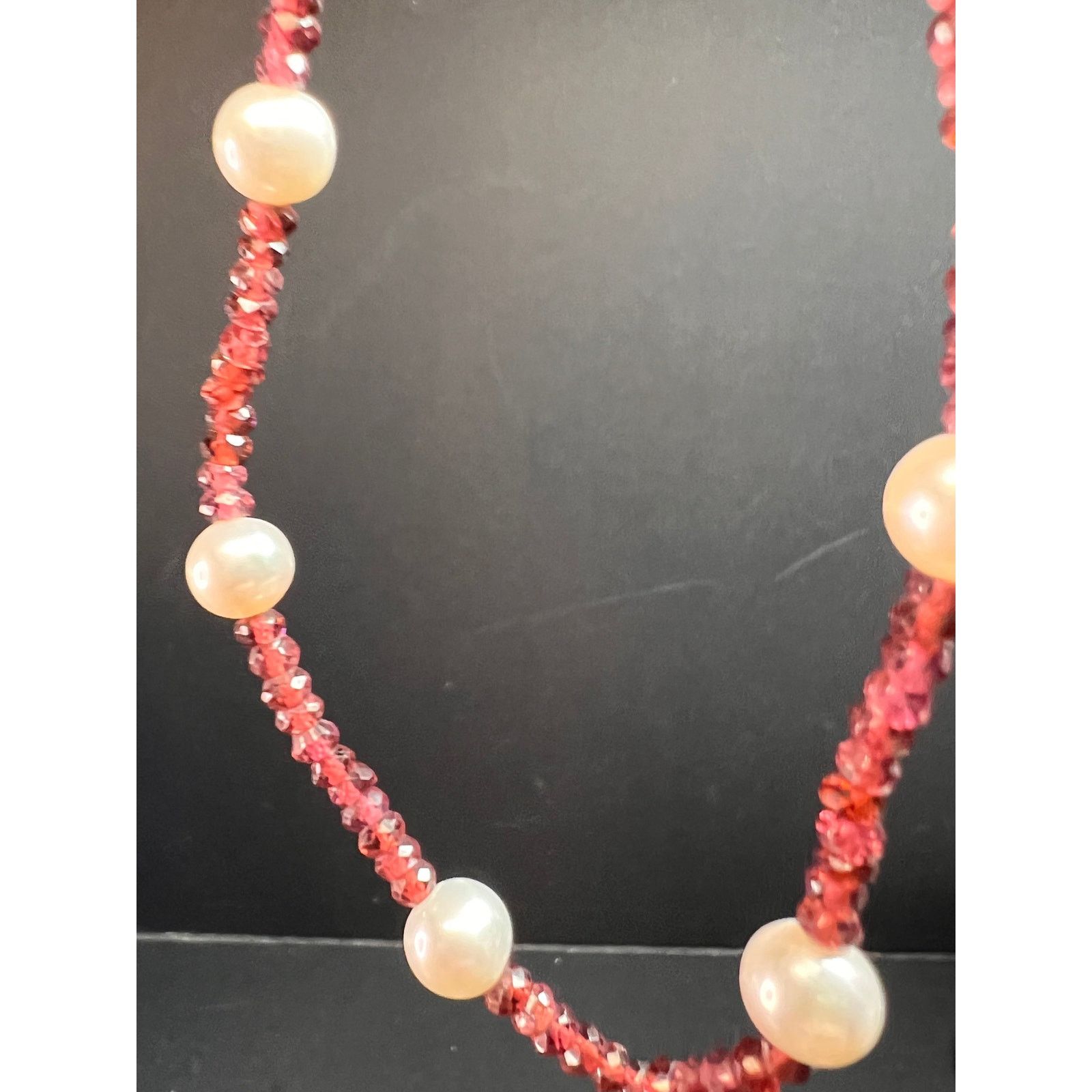 Other 14k gold garnet and pearl station necklace 18 inches Size ONE SIZE - 5 Thumbnail