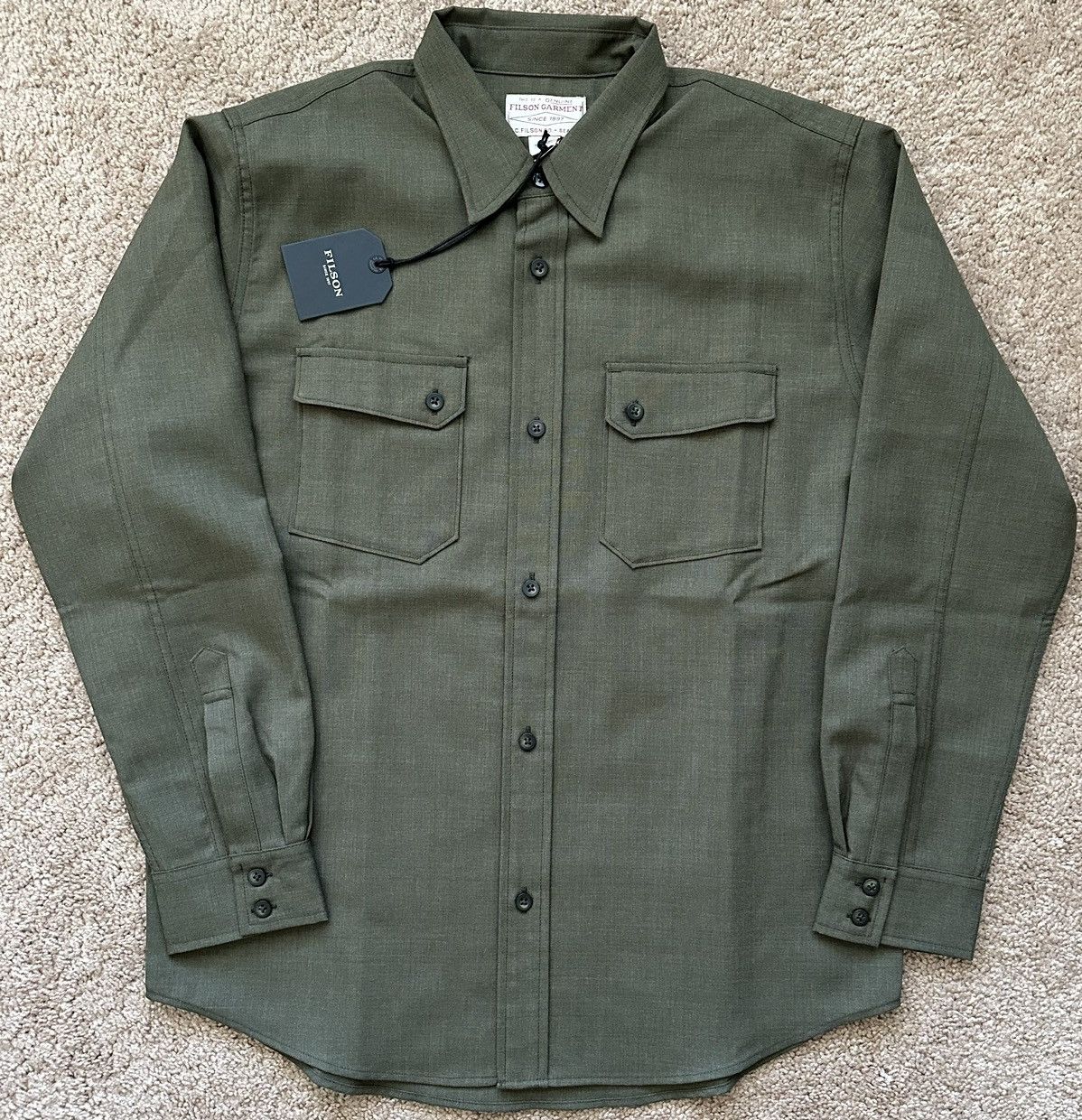 image of Filson Worsted Wool Guide Shirt XL in Army Green, Men's