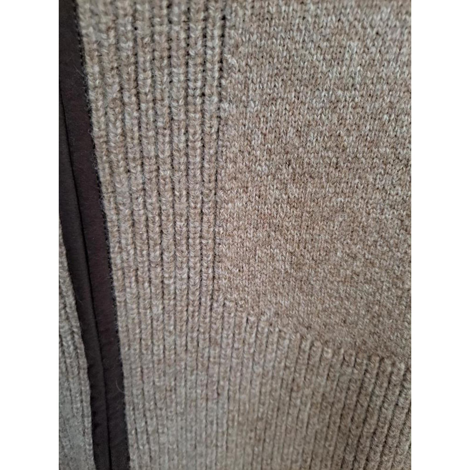 L.L. Bean L.L. Bean‎ Merino Lambs Wool Tan Full Zip Vest Size Medium Size US M / EU 48-50 / 2 - 3 Thumbnail